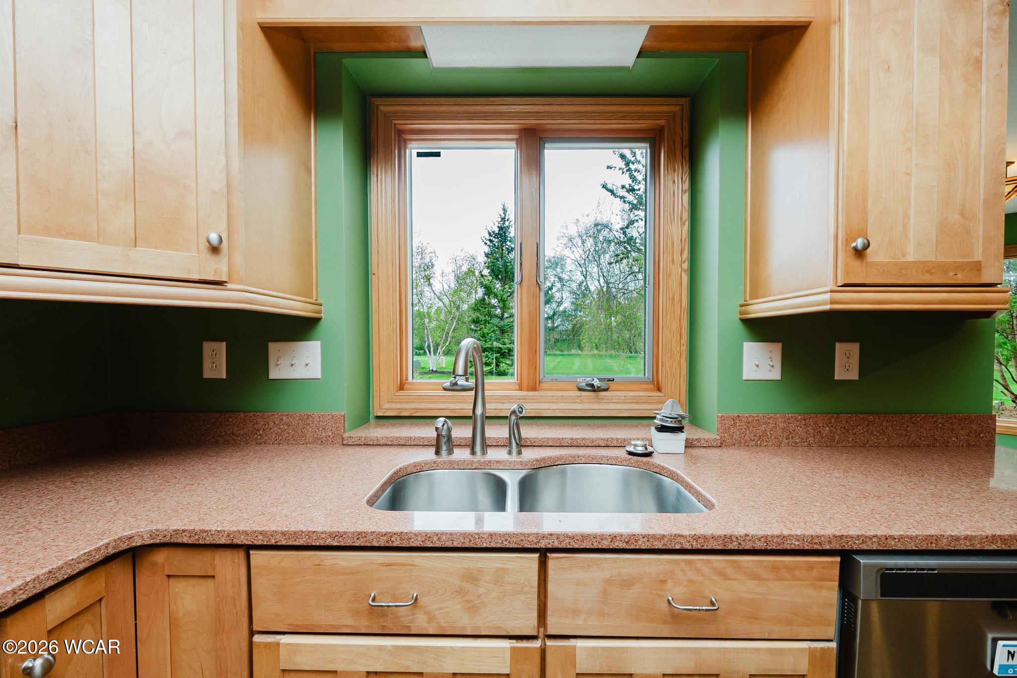 348 Sycamore Court, Bluffton, Ohio