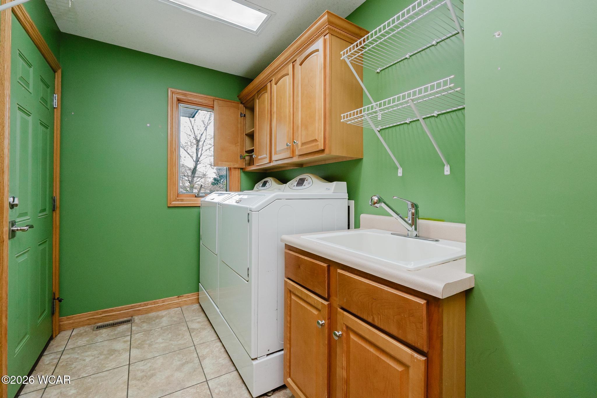 348 Sycamore Court, Bluffton, Ohio