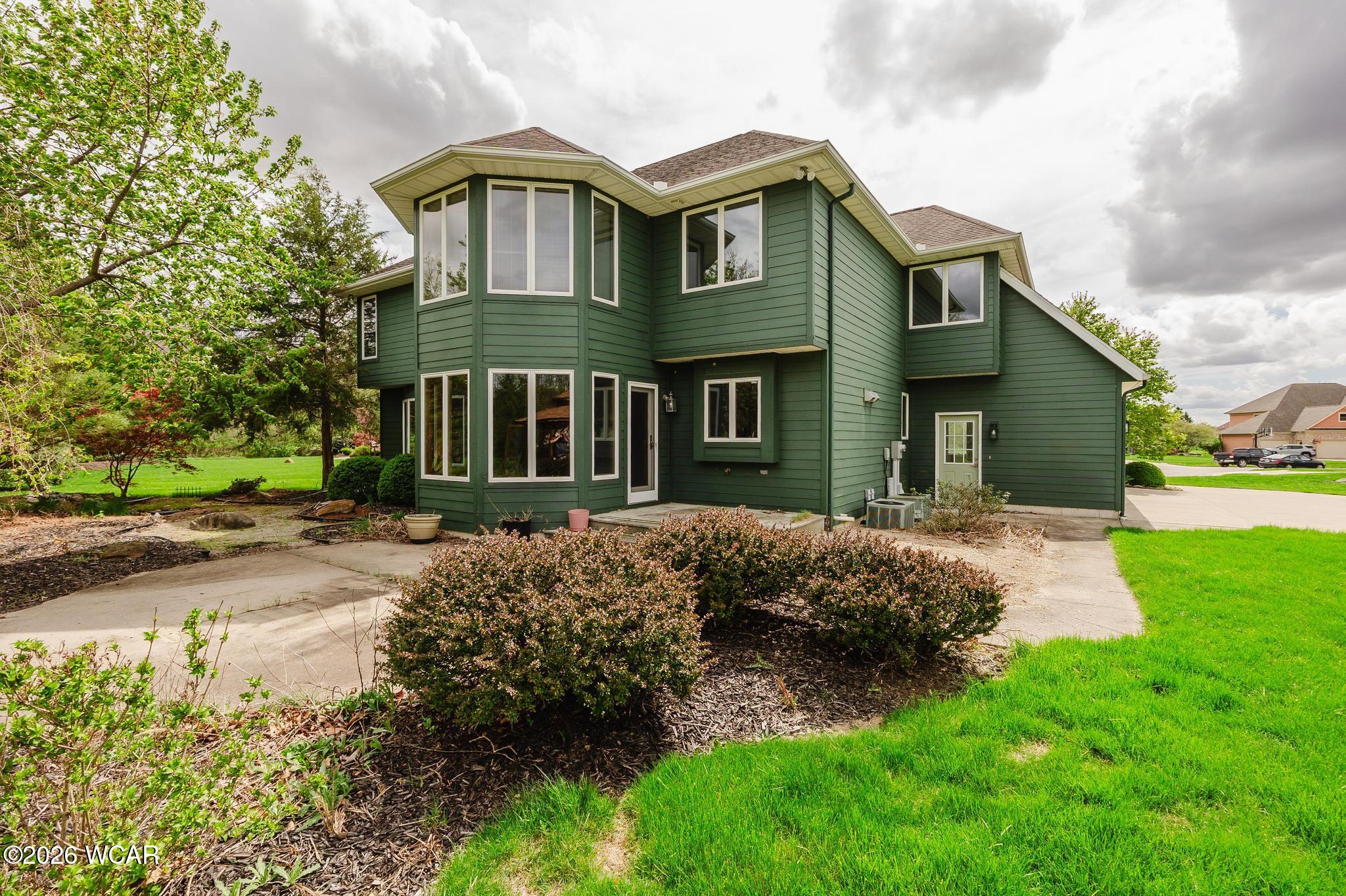 348 Sycamore Court, Bluffton, Ohio