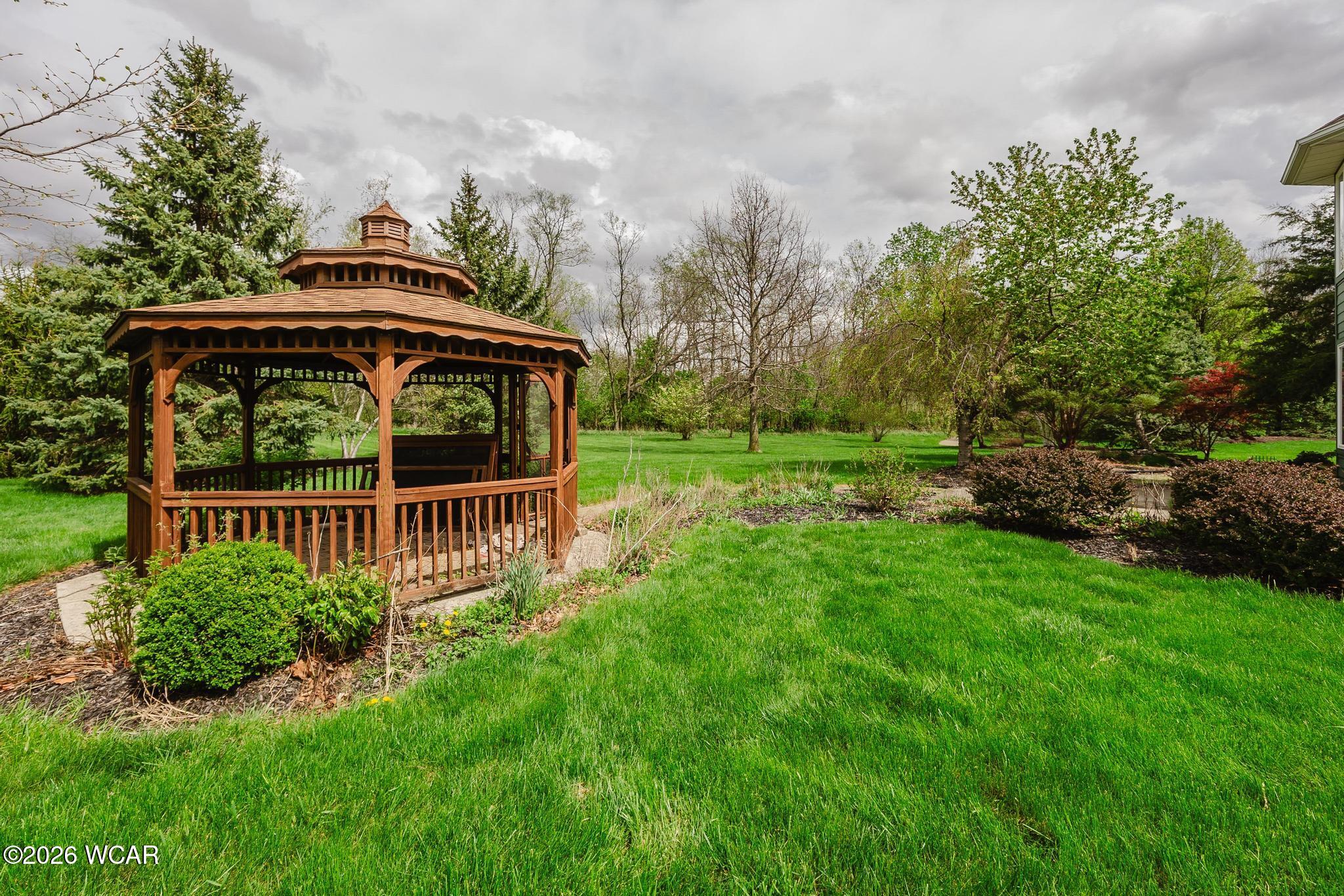 348 Sycamore Court, Bluffton, Ohio