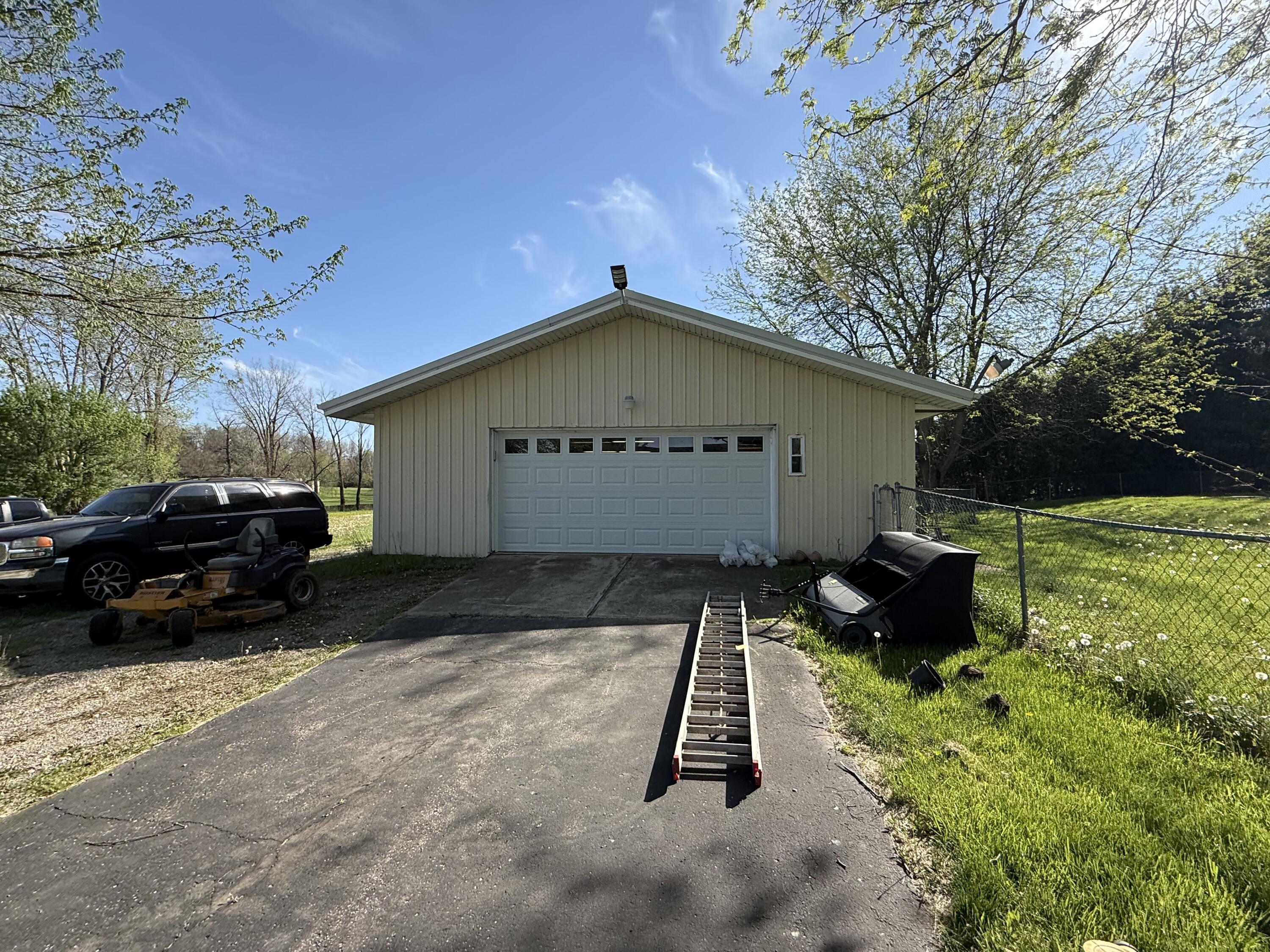 8100 State Route 56, Mechanicsburg, Ohio 43044