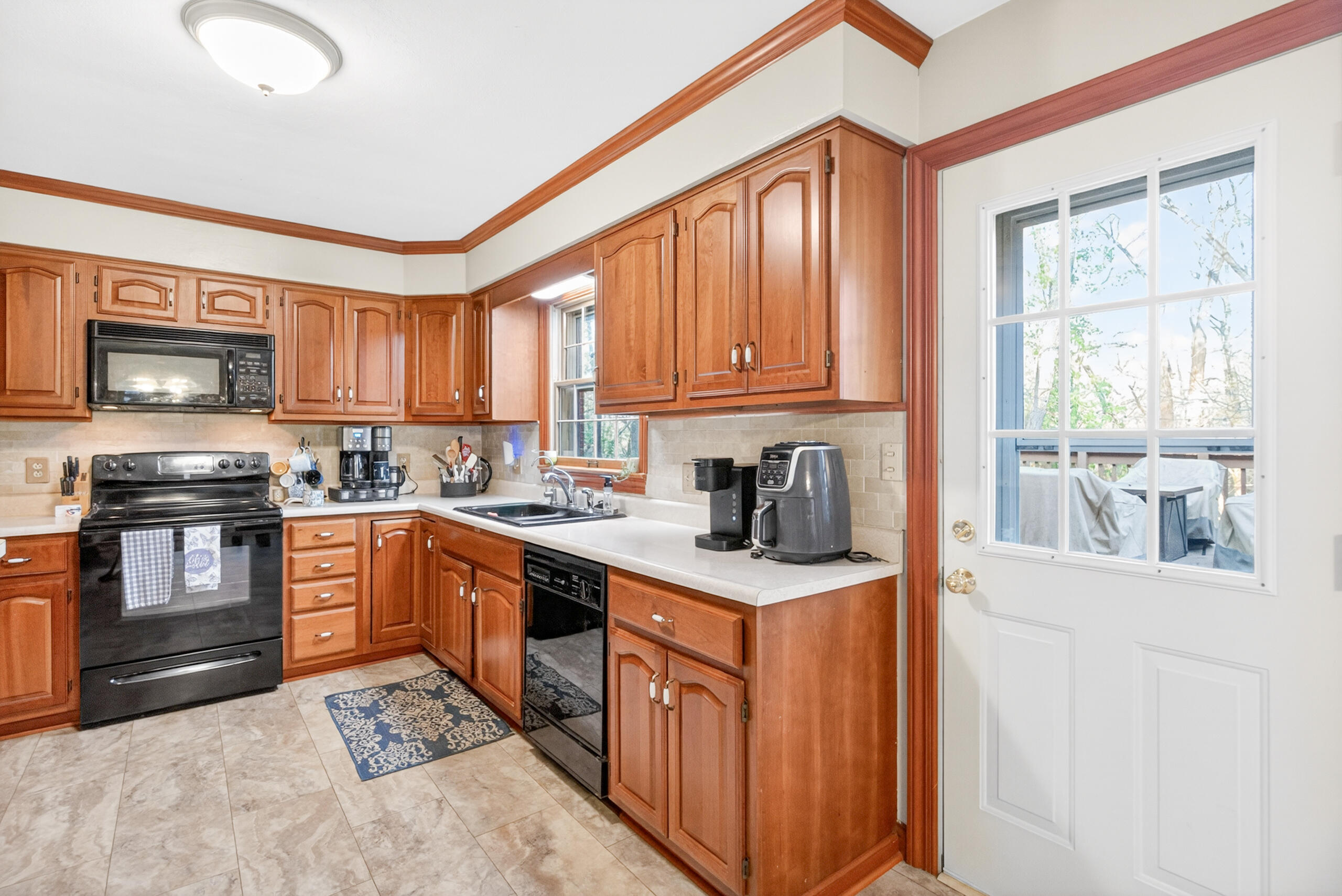 9944 Pasco Montra Road, Sidney, Ohio 45365