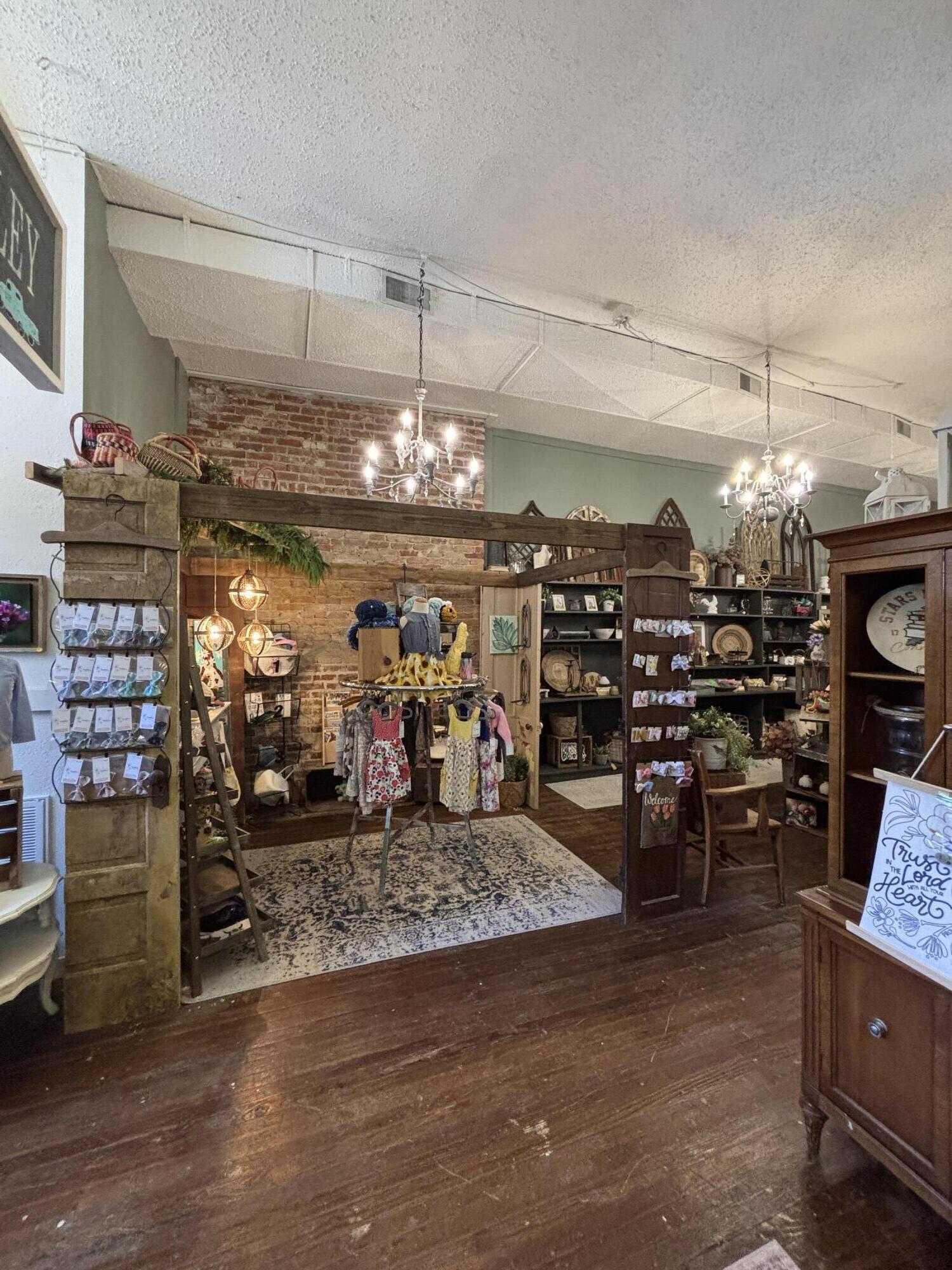 15 Chillicothe Street, South Charleston, Ohio 45368