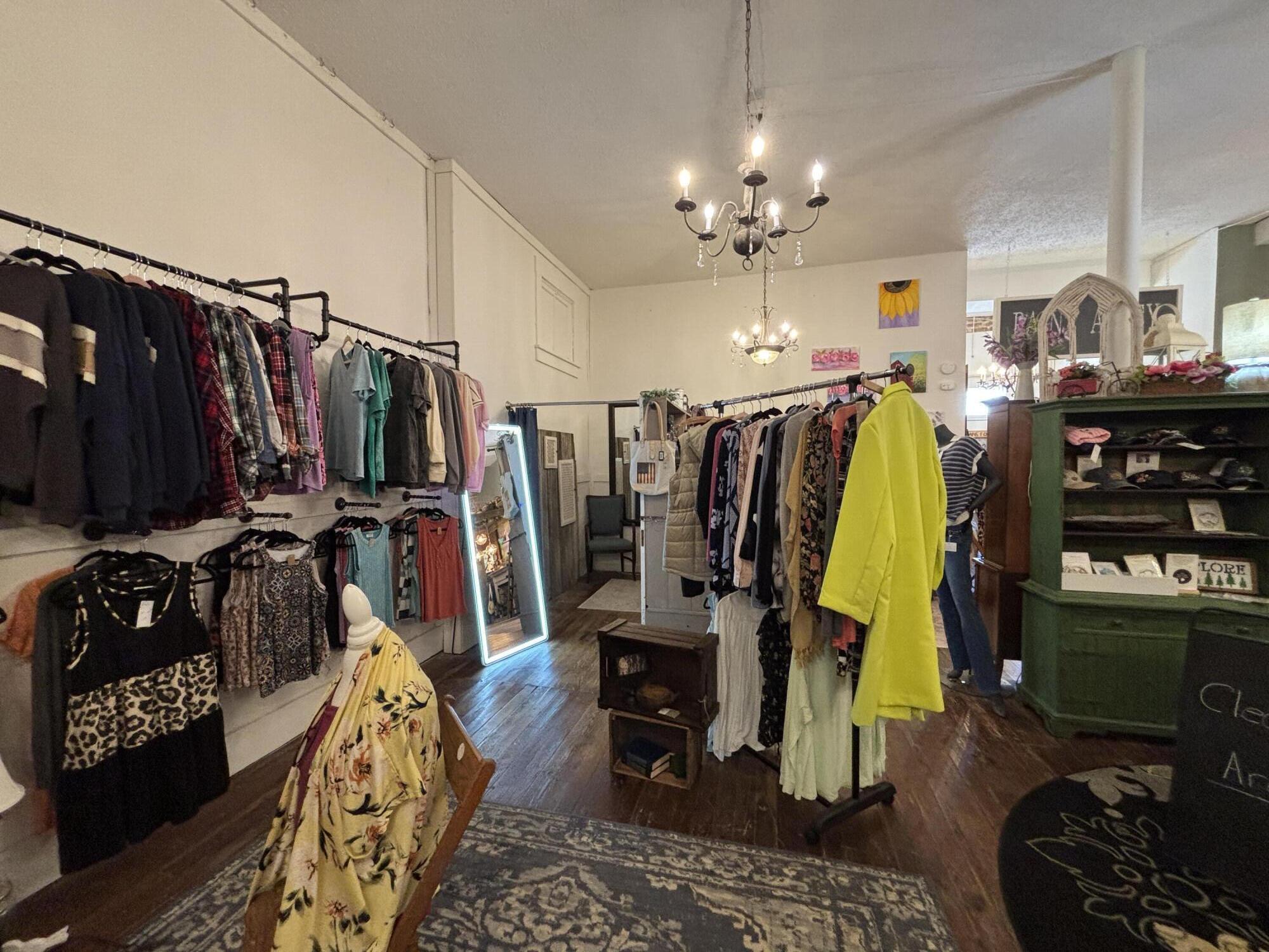 15 Chillicothe Street, South Charleston, Ohio 45368