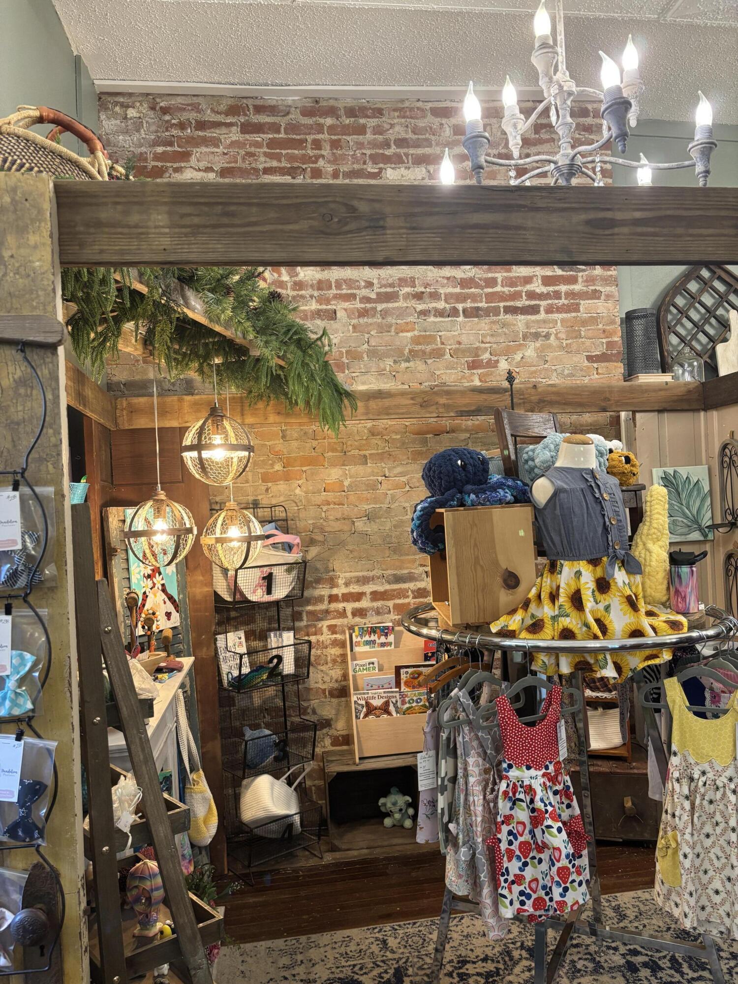 15 Chillicothe Street, South Charleston, Ohio 45368