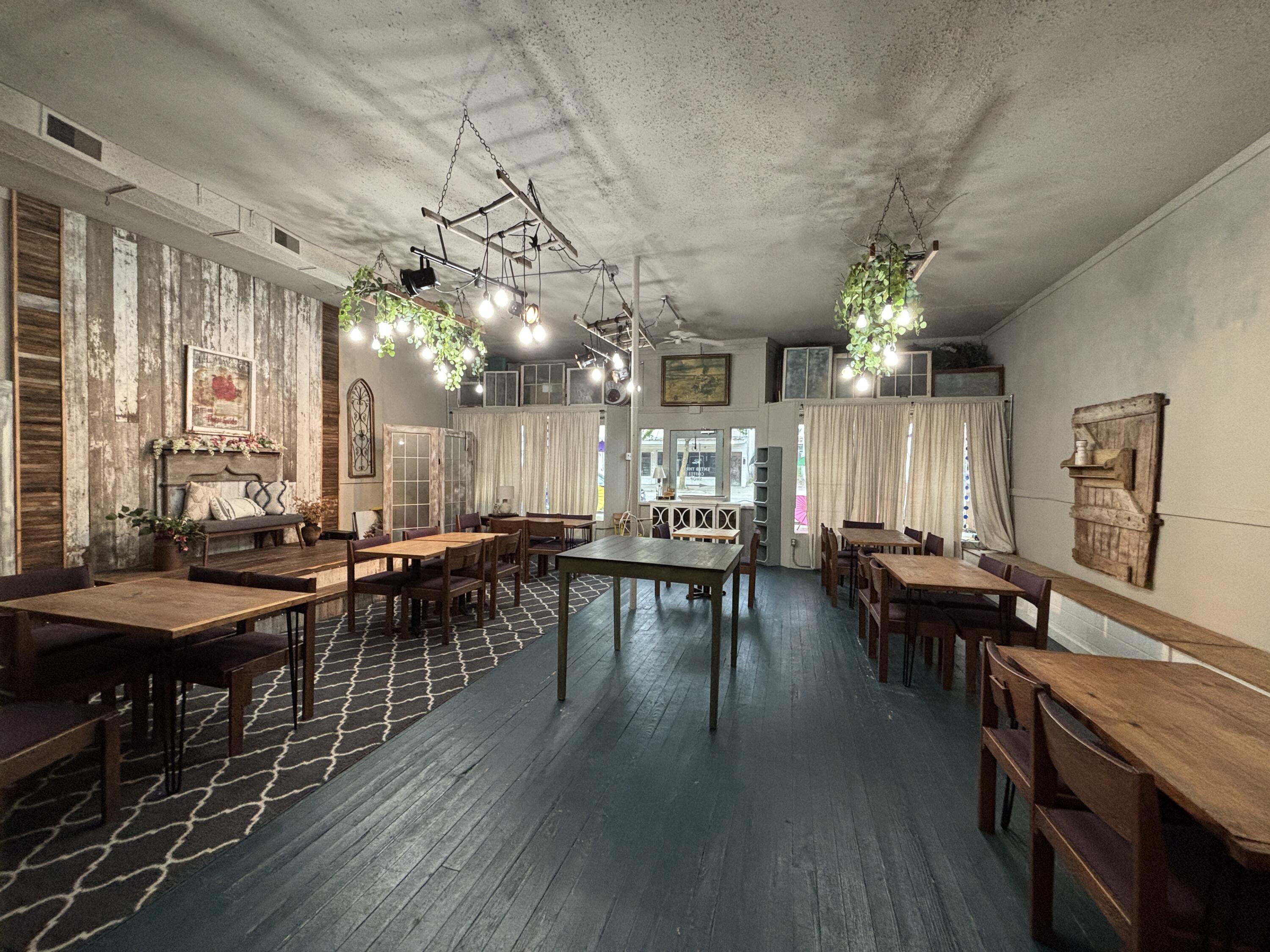 15 Chillicothe Street, South Charleston, Ohio 45368