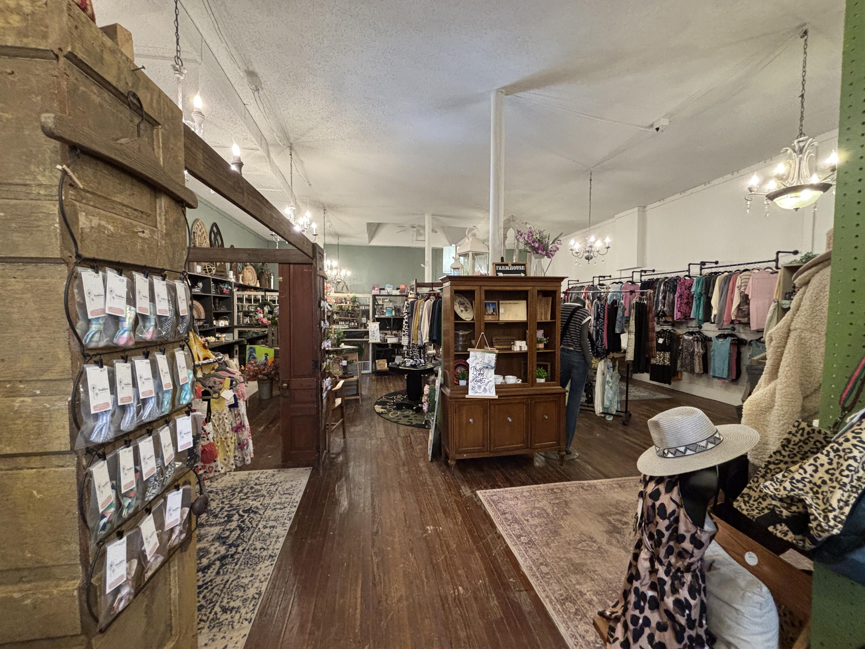 15 Chillicothe Street, South Charleston, Ohio 45368