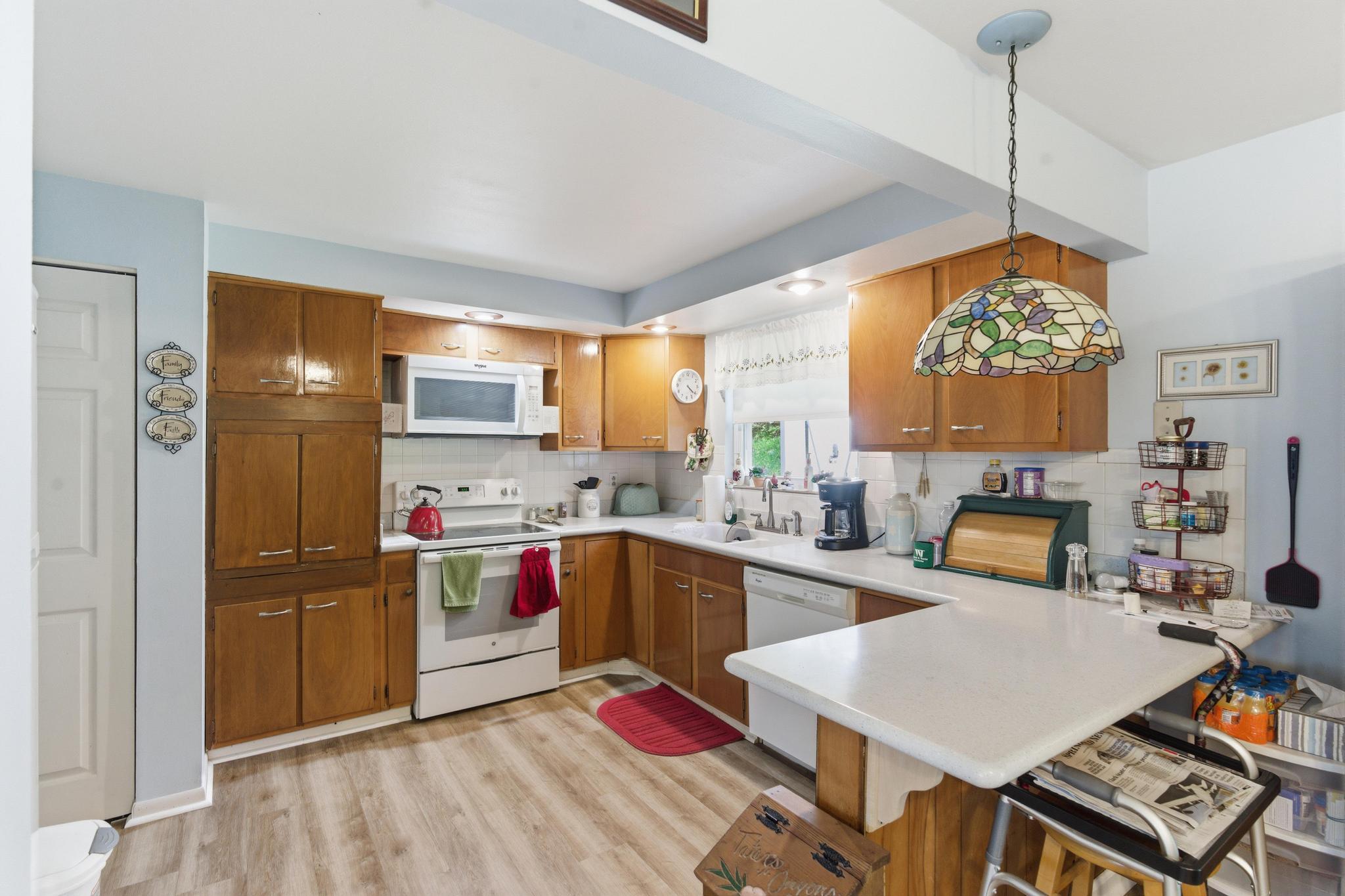 422 Sherwood Park Drive, Springfield, Ohio 45505