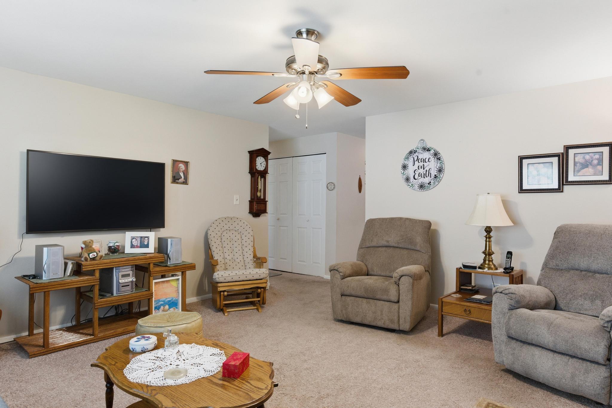 422 Sherwood Park Drive, Springfield, Ohio 45505