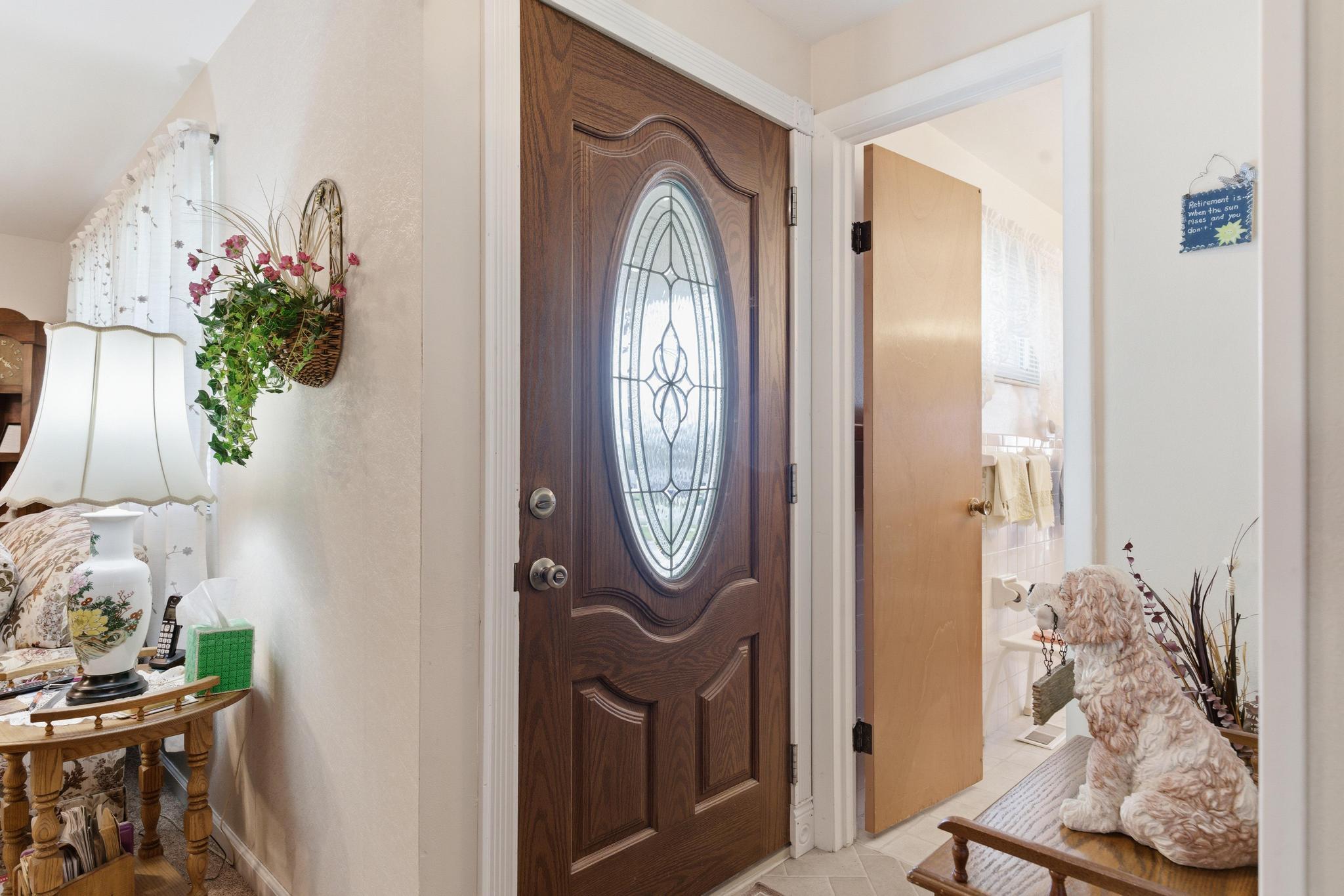 422 Sherwood Park Drive, Springfield, Ohio 45505