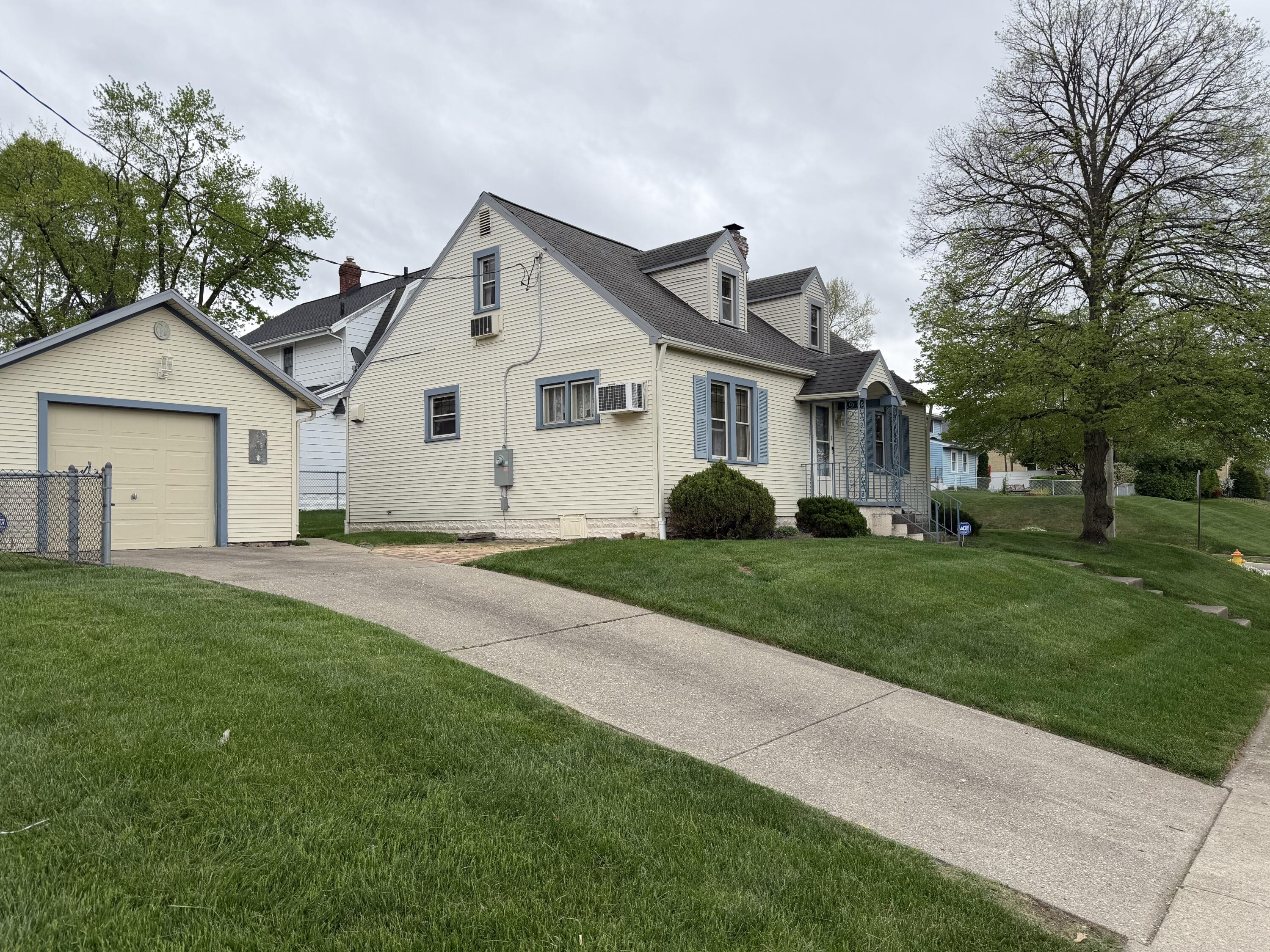 330 1st Street, Springfield, Ohio 45504