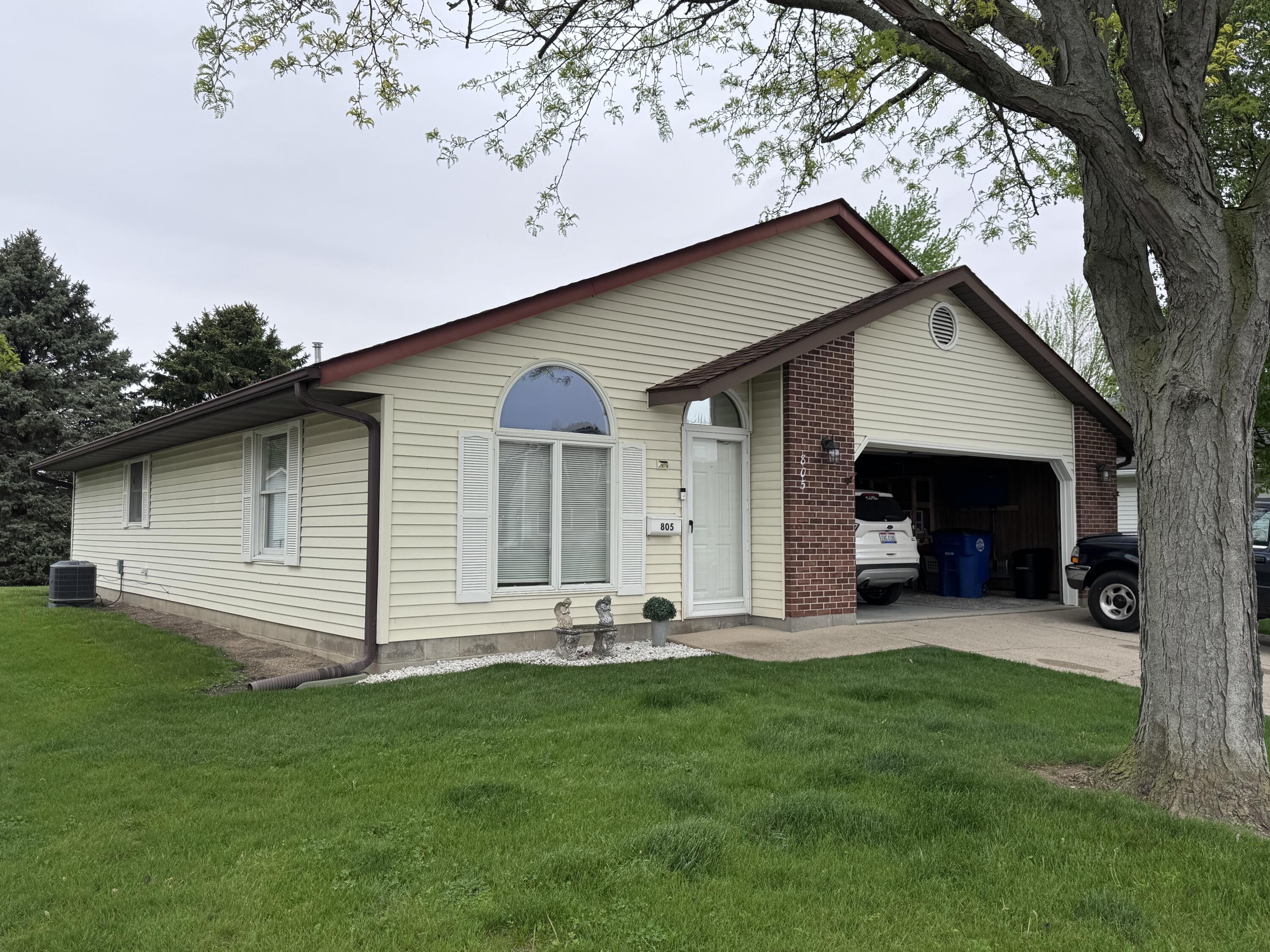 805 Townview Drive, Saint Marys, Ohio 45885