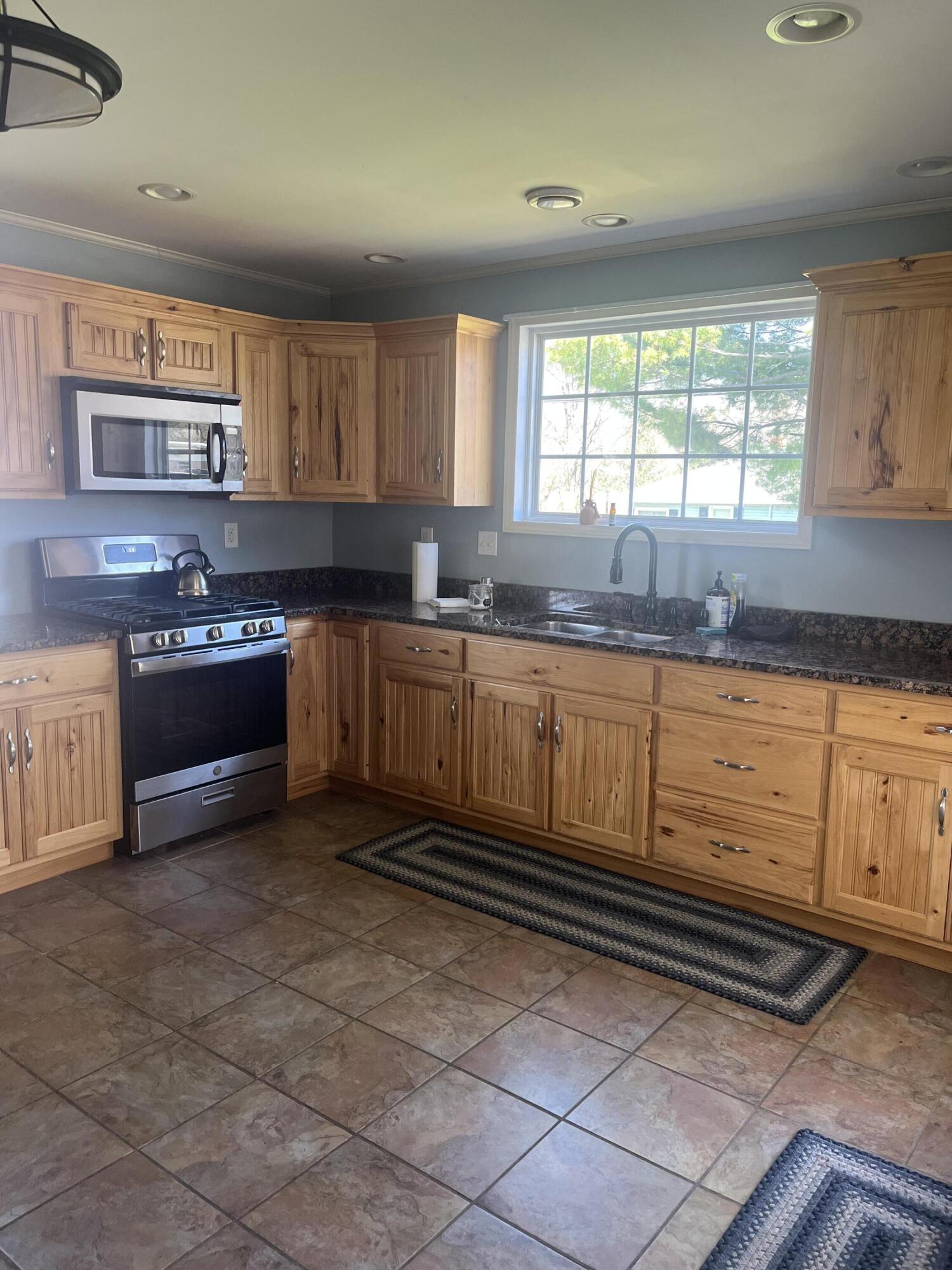 17998 Ohio 117, Roundhead, Ohio 43346