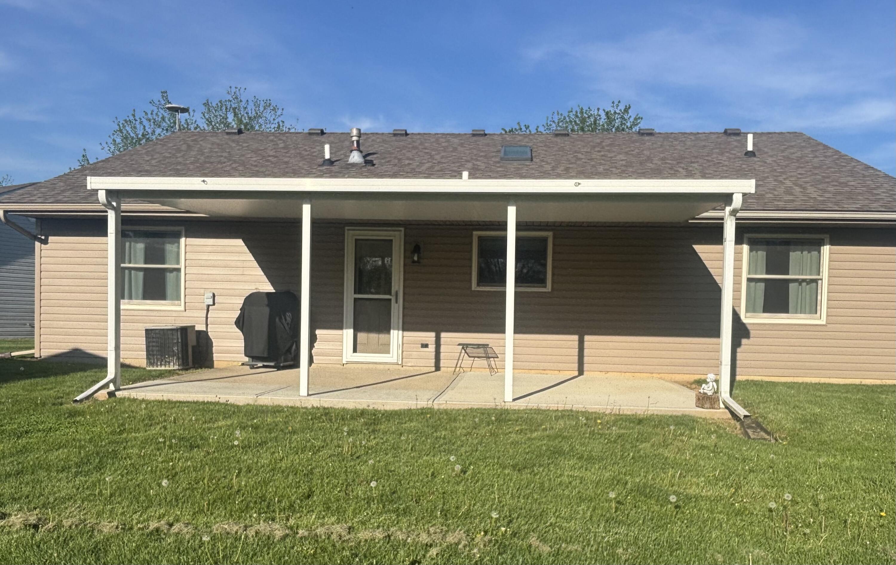 2865 Dawn Lane, Springfield, Ohio 45503