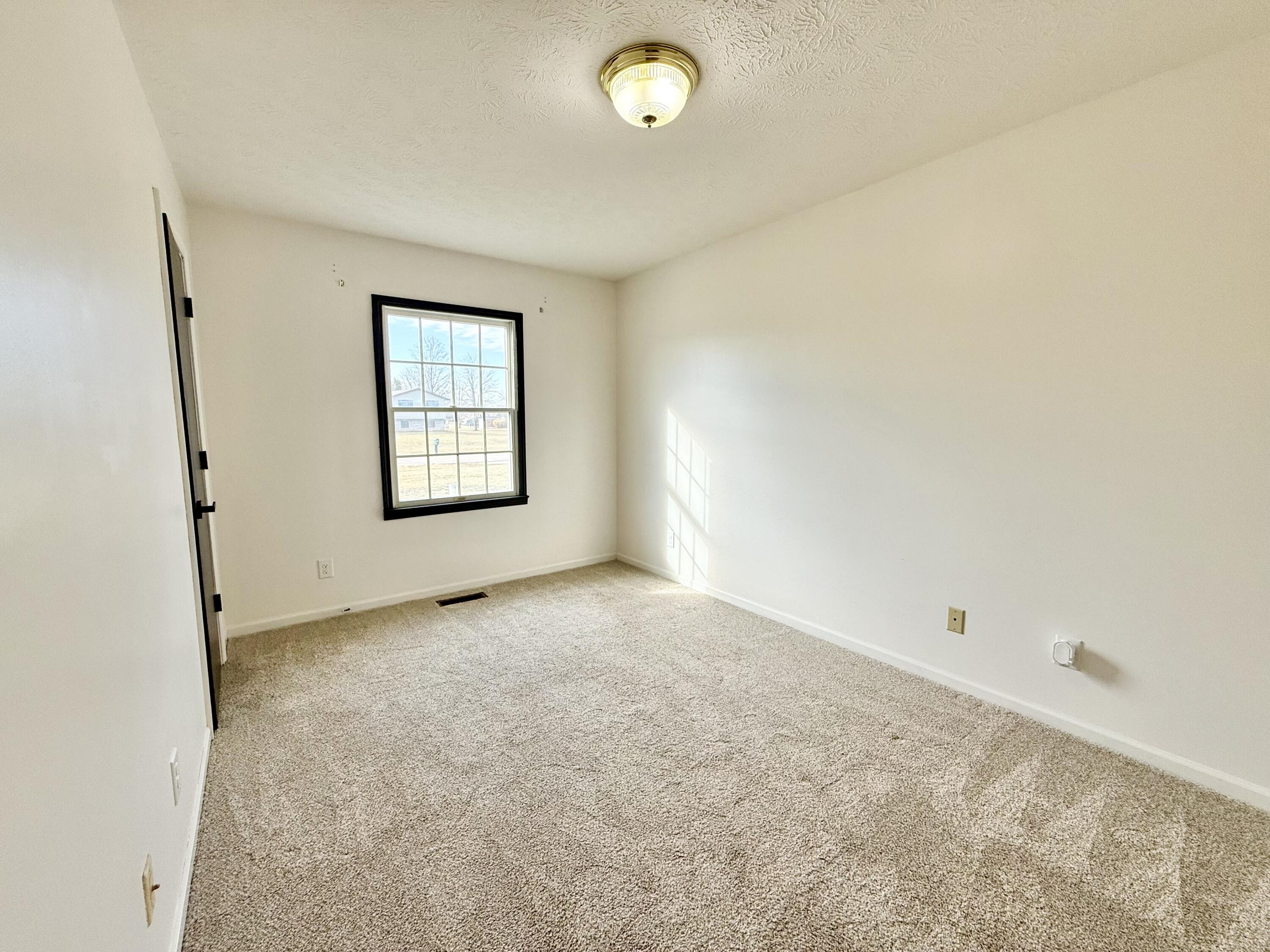 3460 Hanson Road, Springfield, Ohio 45504