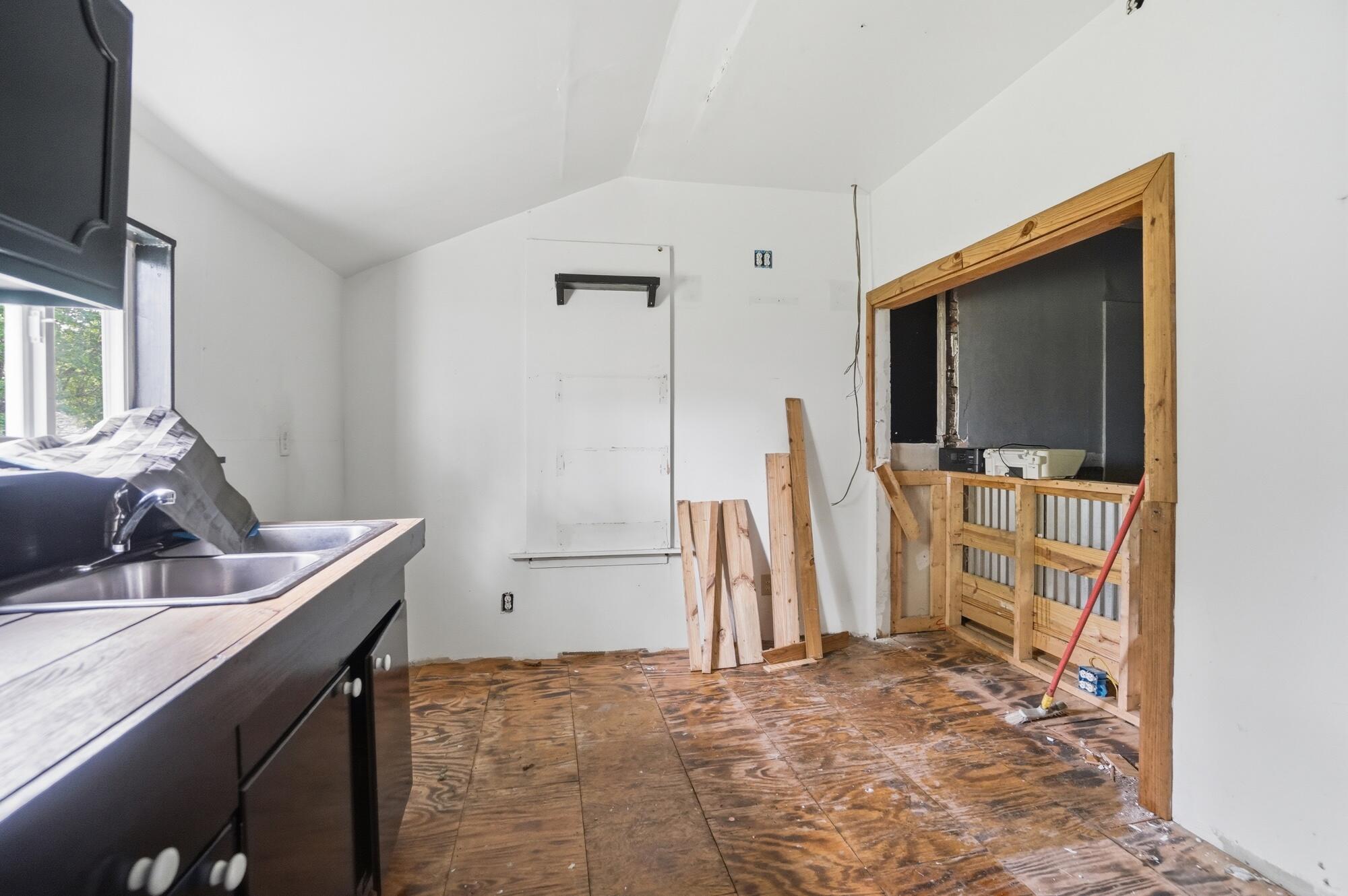 517 Broadway Street, Springfield, Ohio 45504