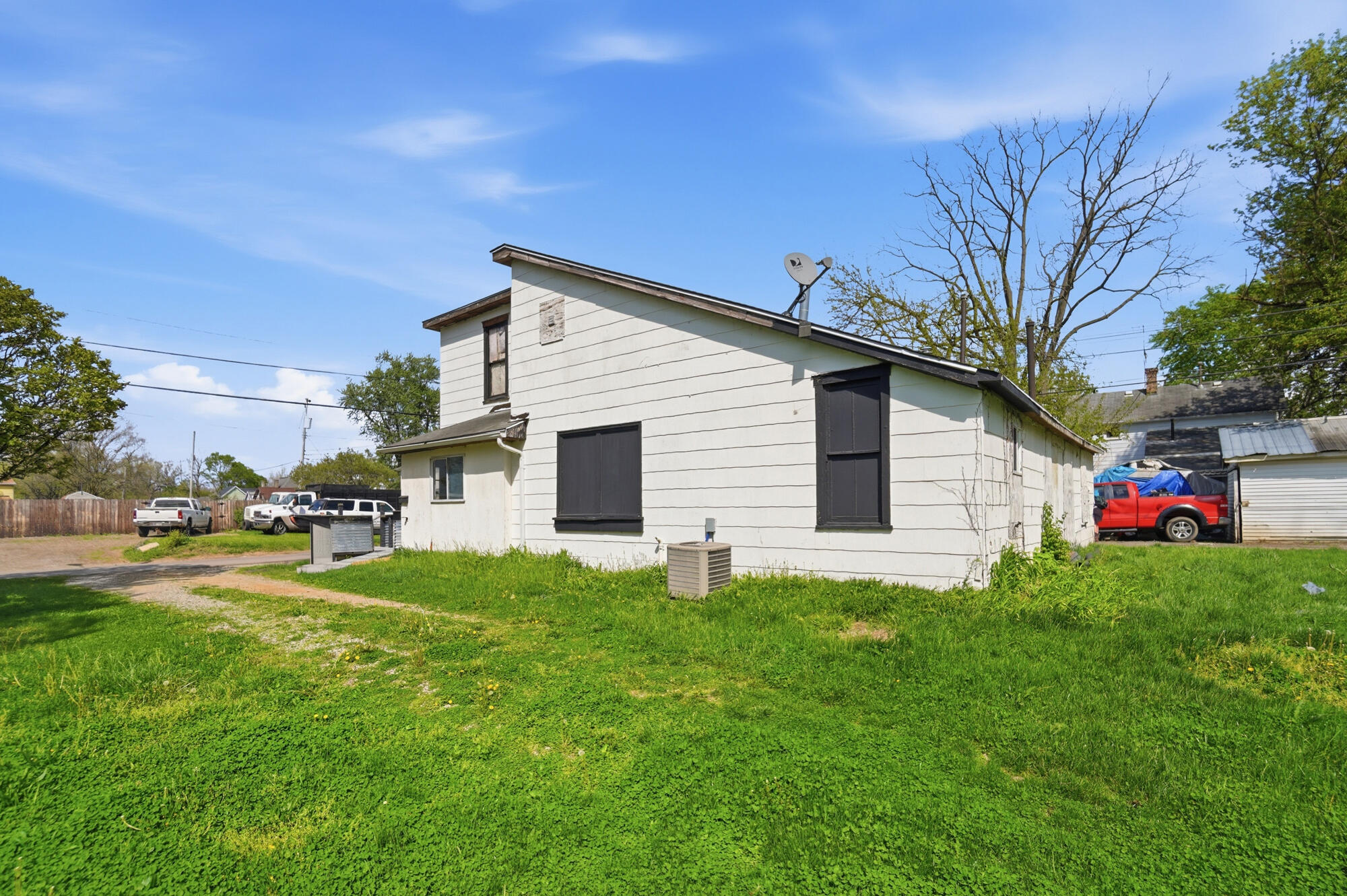 517 Broadway Street, Springfield, Ohio 45504