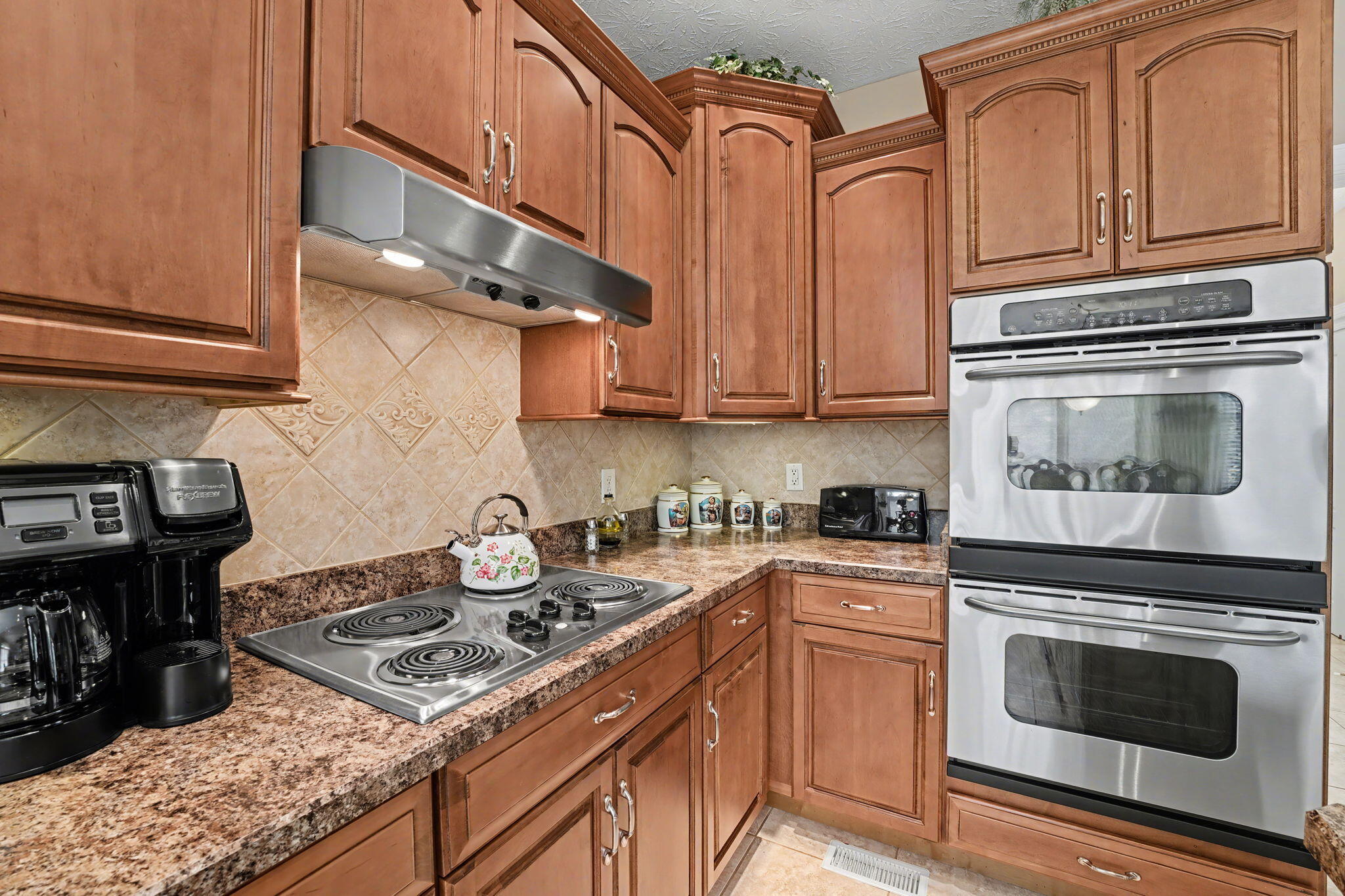 9842 Scotch Pine Drive, Springboro, Ohio 45066