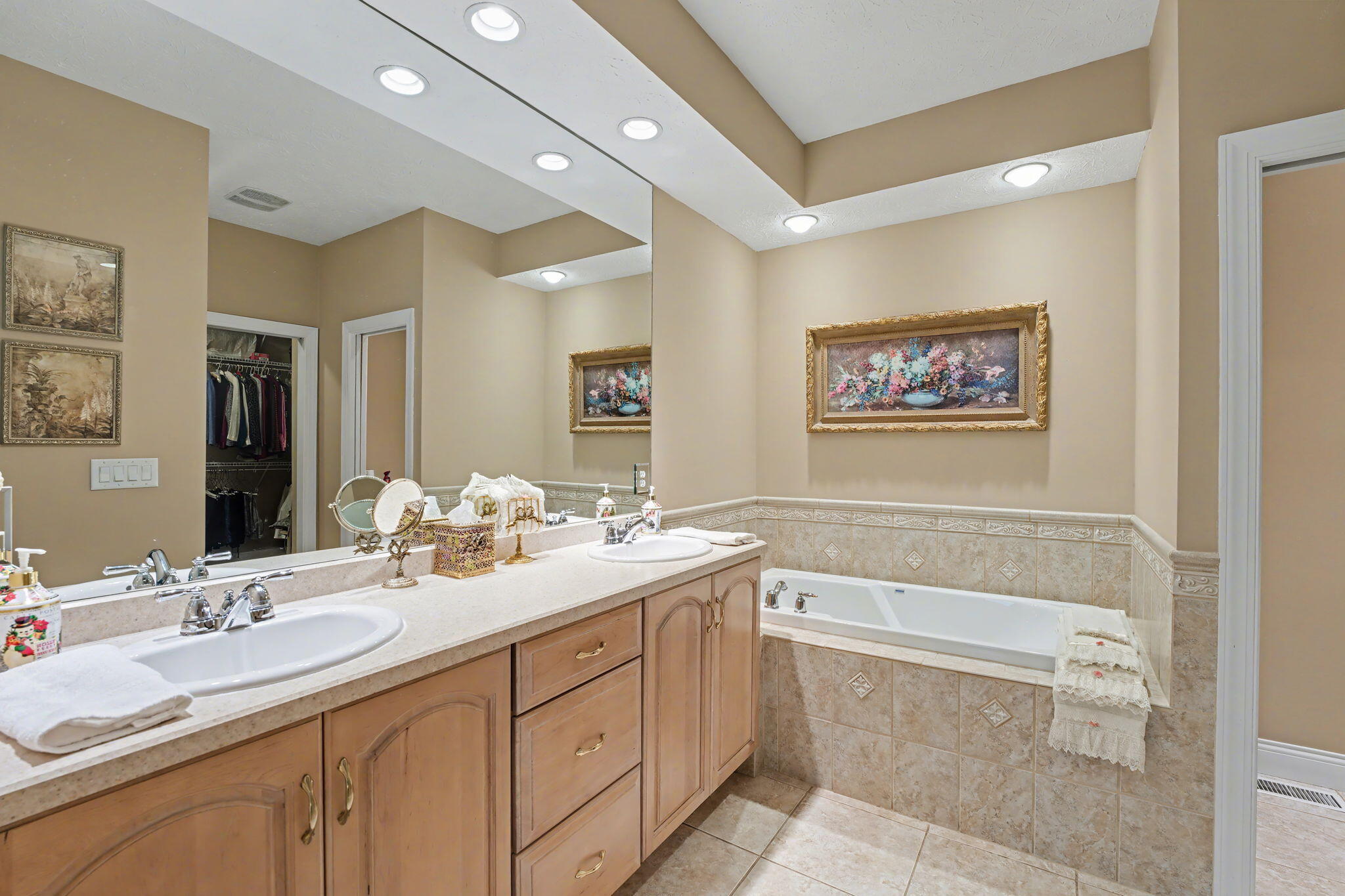 9842 Scotch Pine Drive, Springboro, Ohio 45066