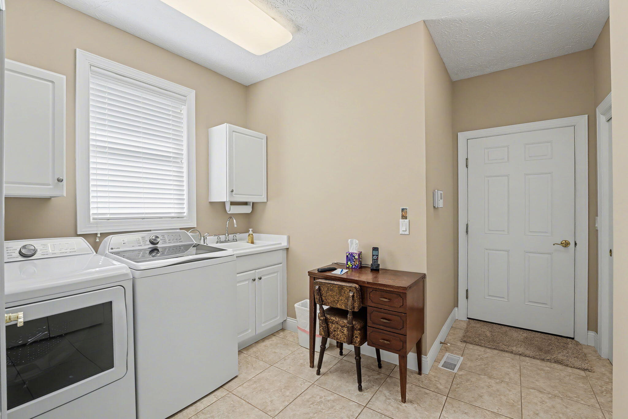 9842 Scotch Pine Drive, Springboro, Ohio 45066