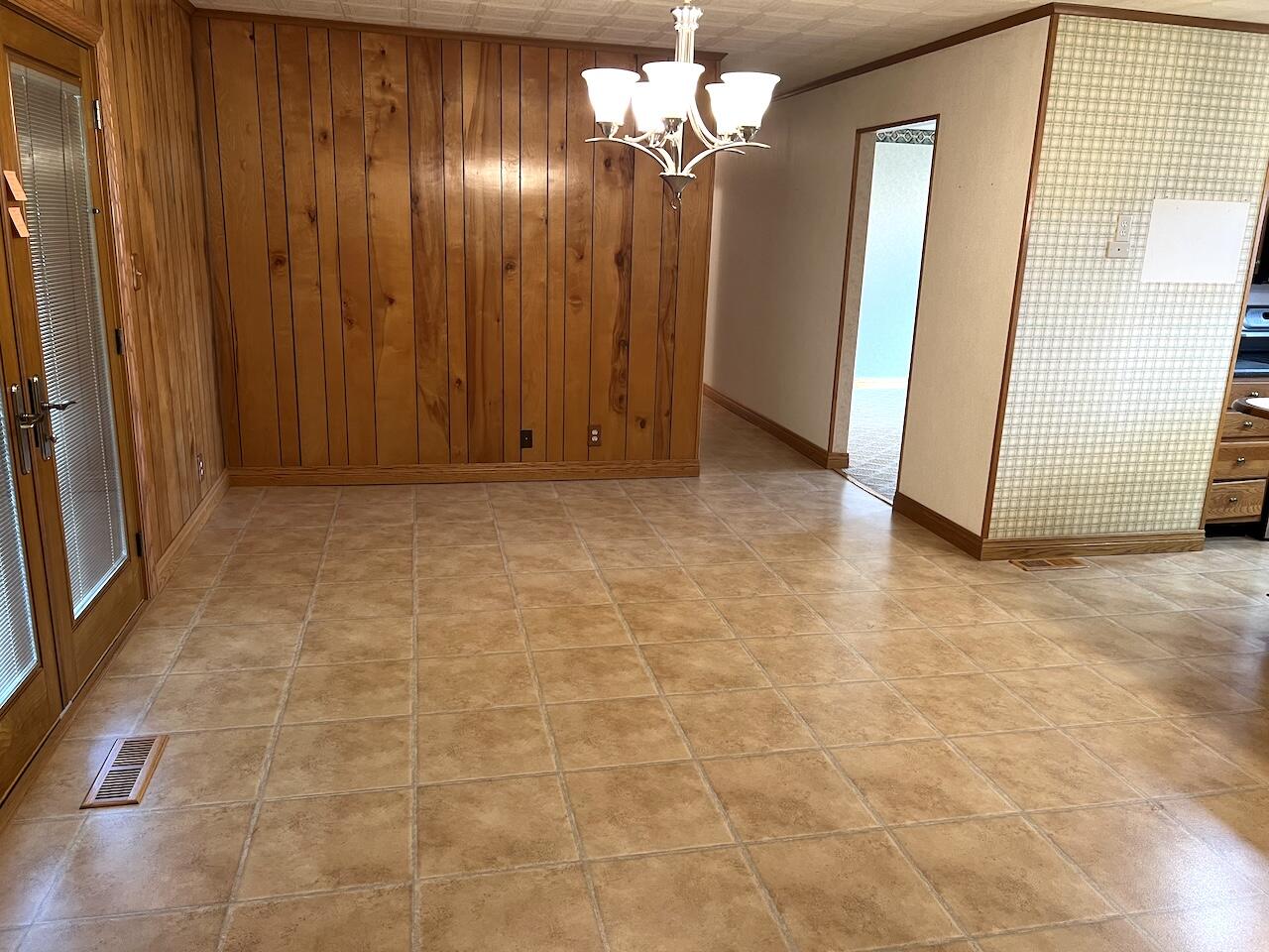 9480 Country Club Road, Piqua, Ohio 45356