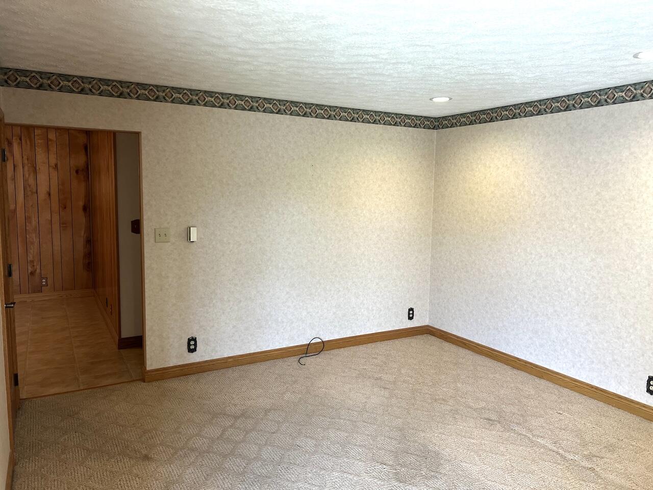 9480 Country Club Road, Piqua, Ohio 45356