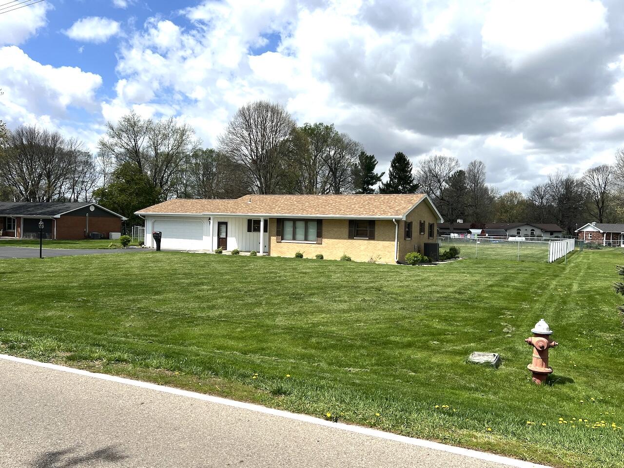 9480 Country Club Road, Piqua, Ohio 45356