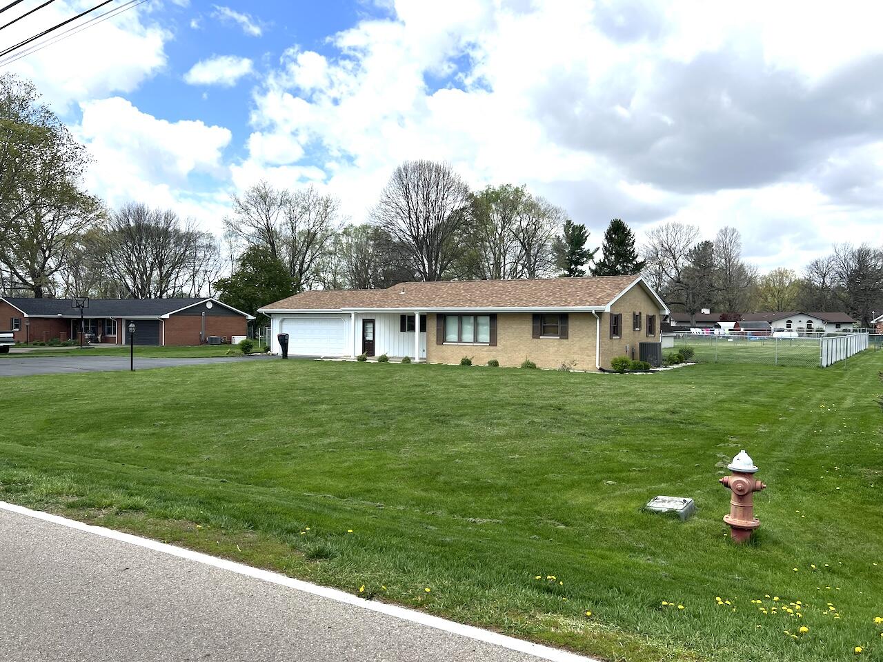 9480 Country Club Road, Piqua, Ohio 45356