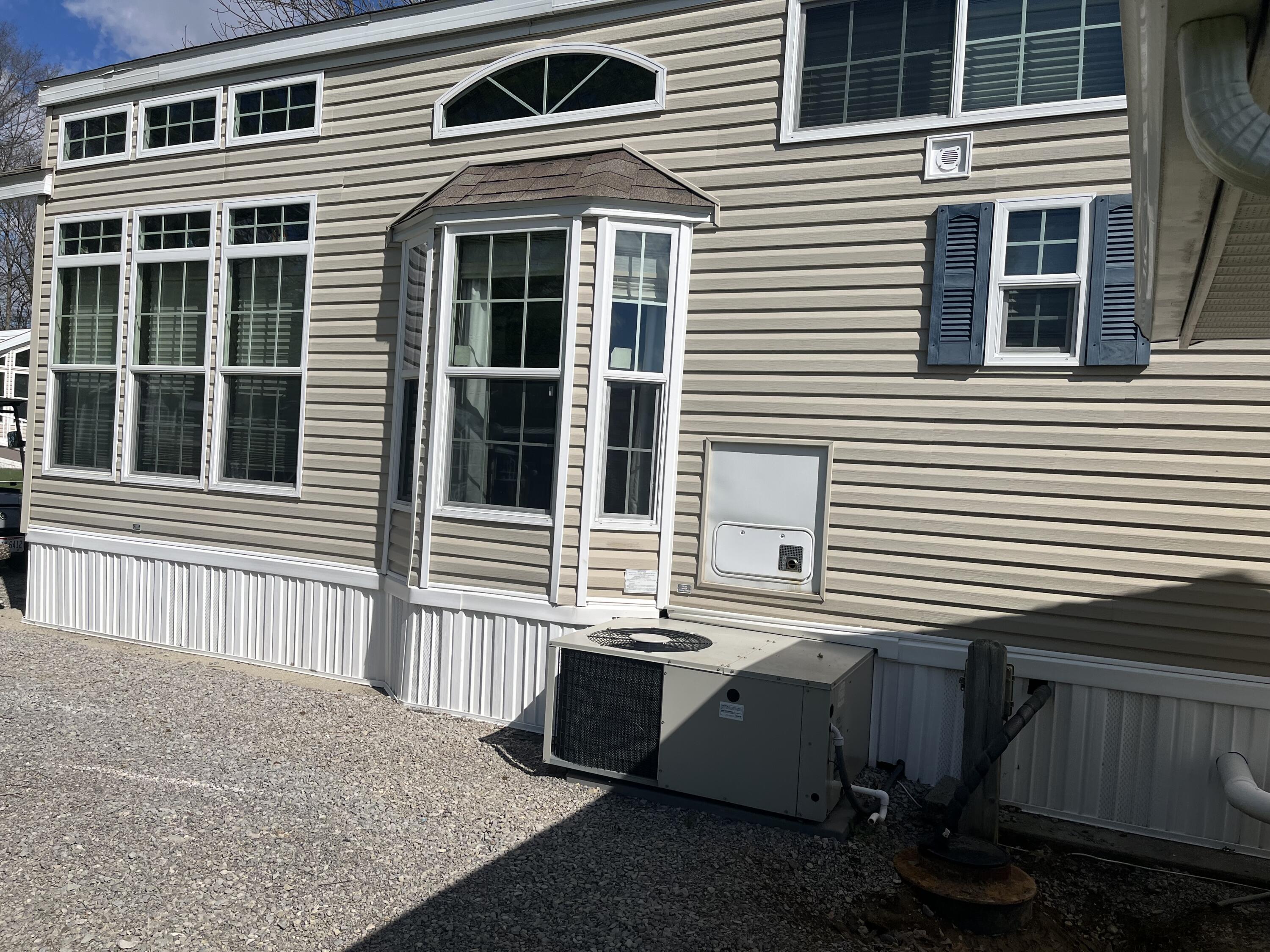 11377 Township Road 266, Lakeview, Ohio 43331