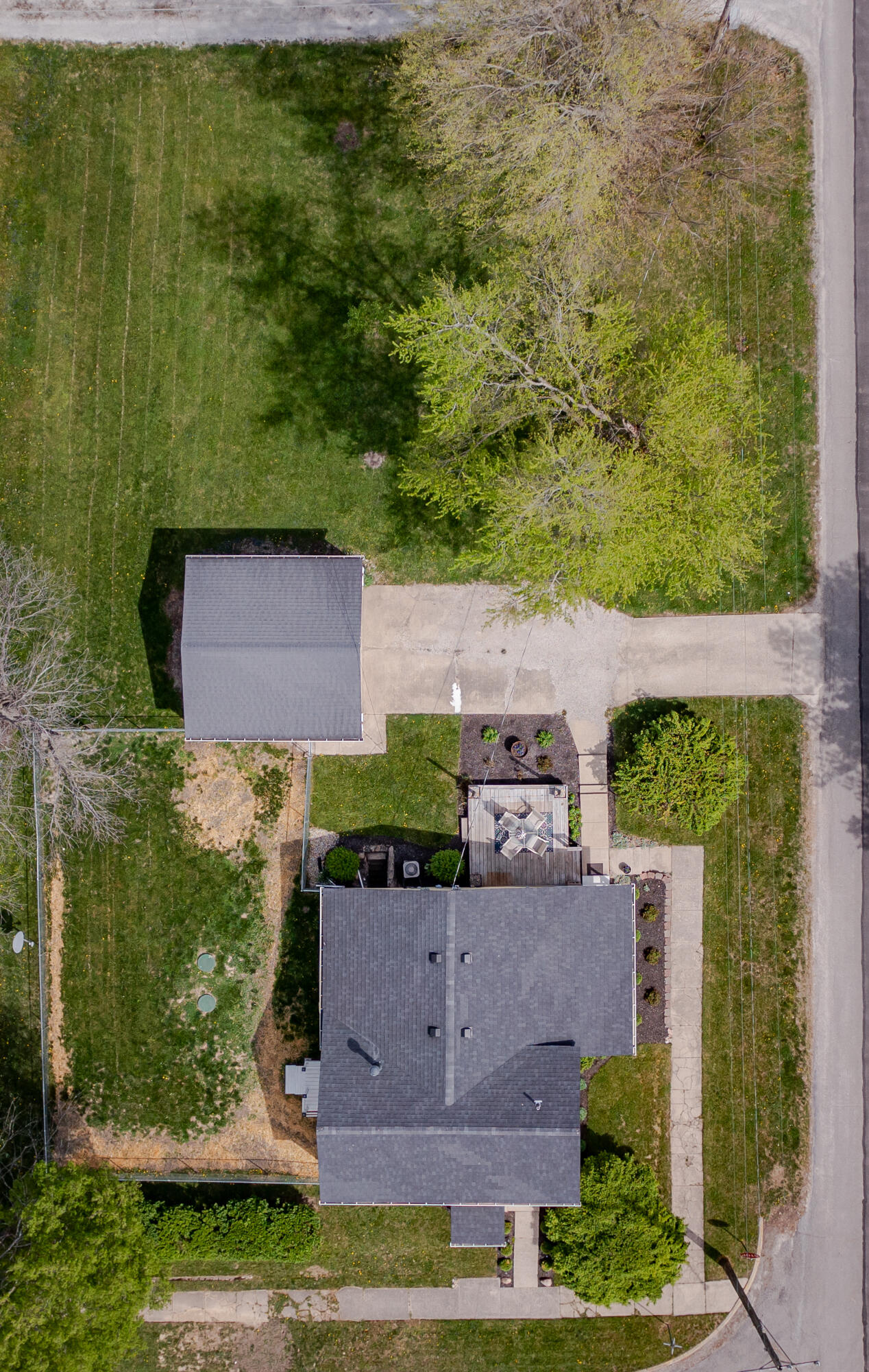 102 Monroe Street, Christiansburg, Ohio 45389