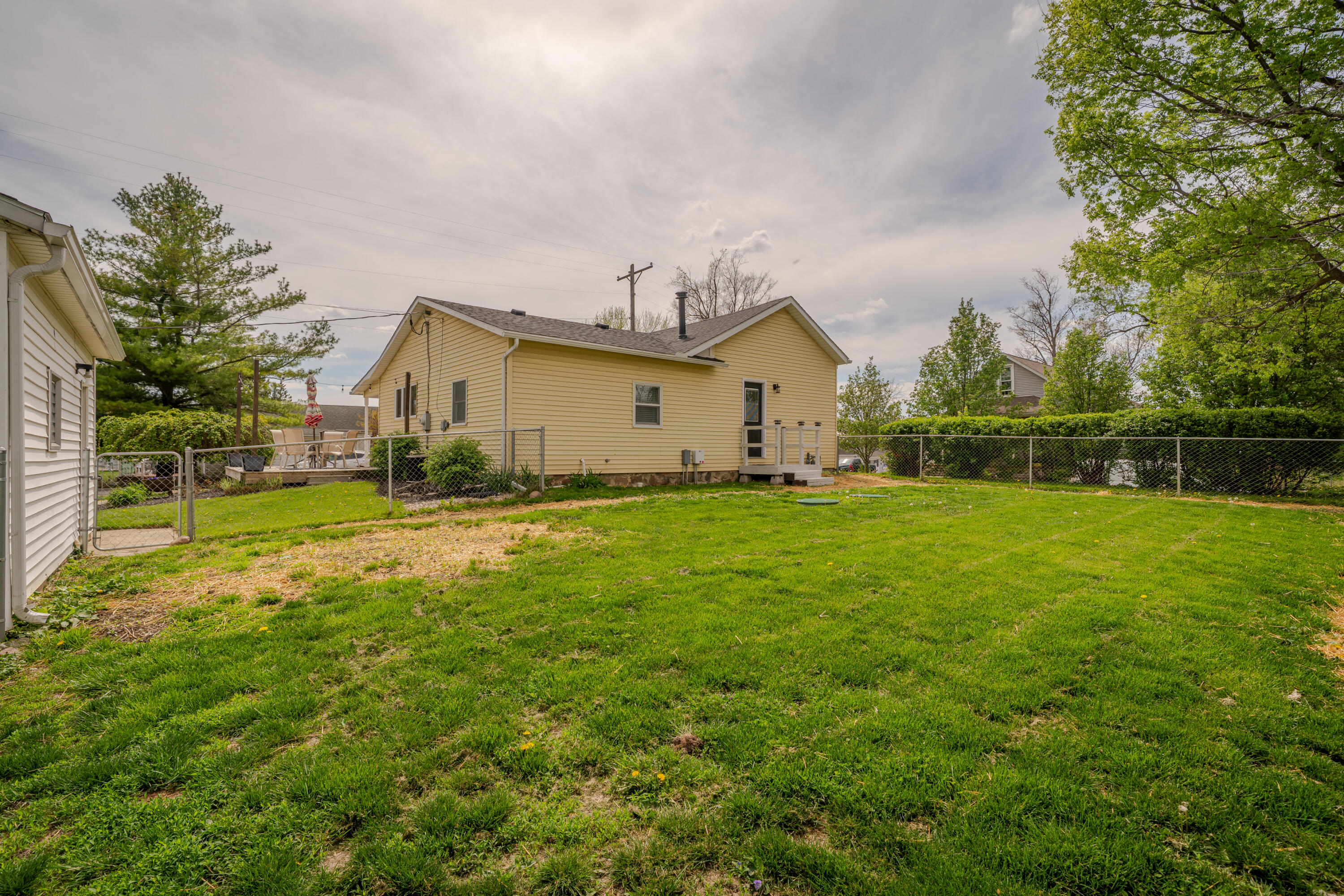 102 Monroe Street, Christiansburg, Ohio 45389