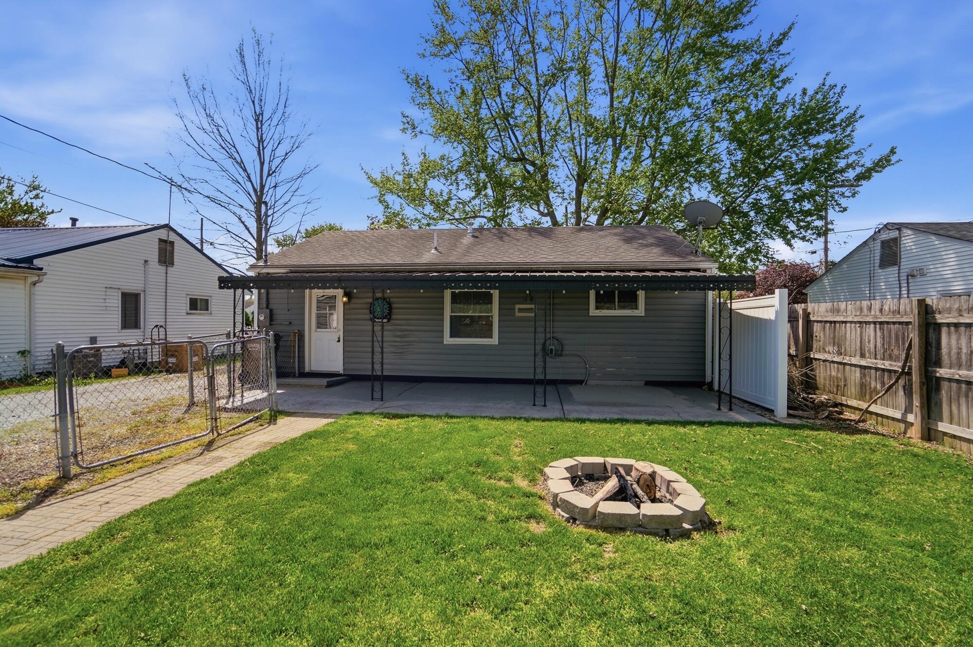 1406 Severs Drive, Piqua, Ohio 45356