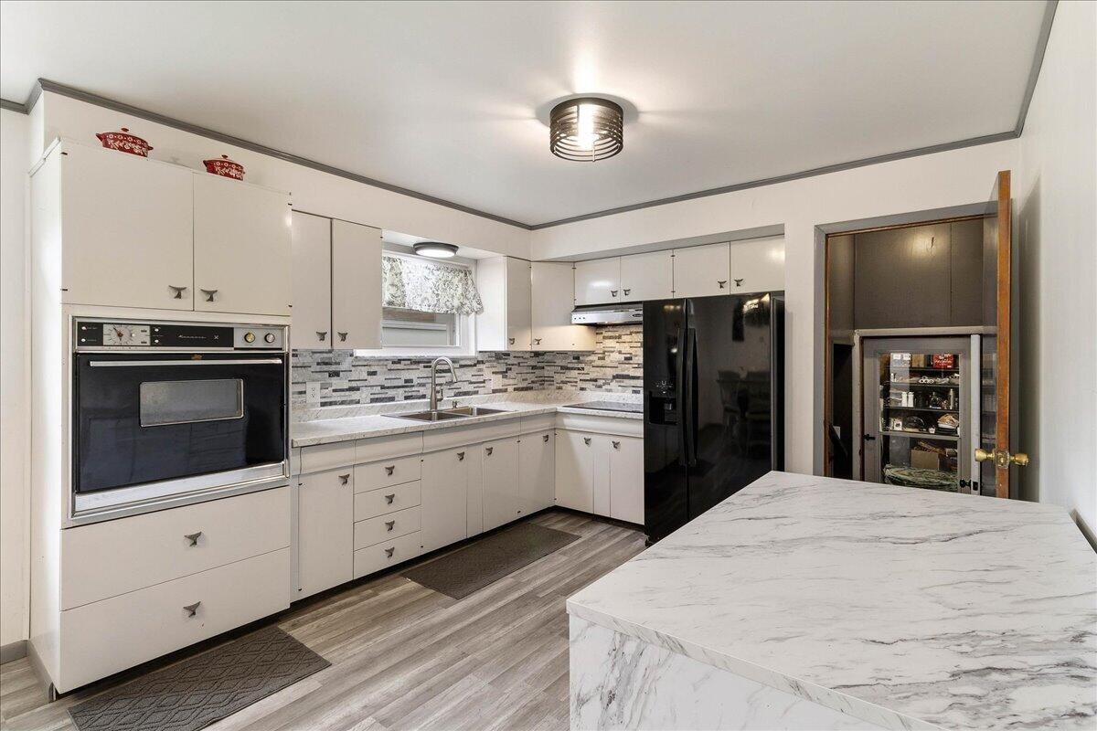 2821 Dayton Springfield Road, Springfield, Ohio 45506