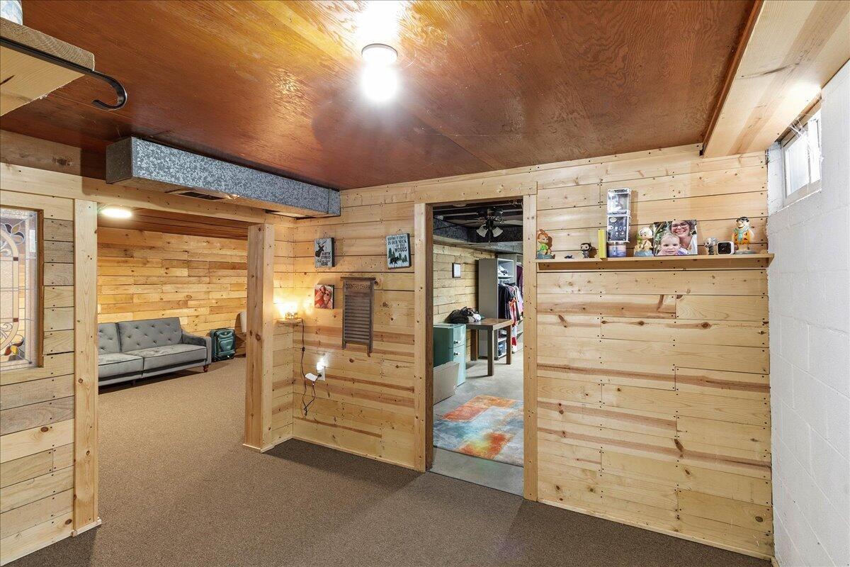 2821 Dayton Springfield Road, Springfield, Ohio 45506