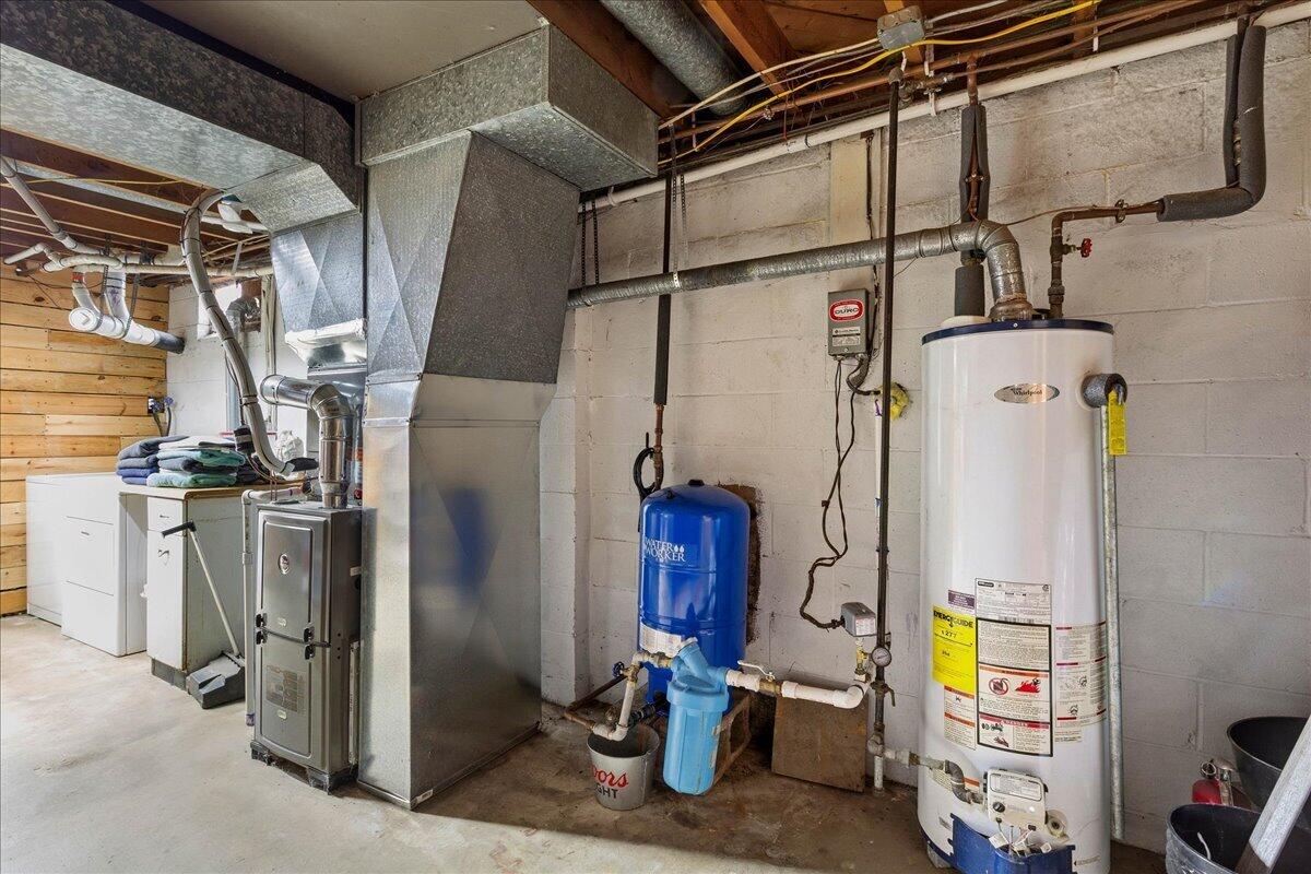 2821 Dayton Springfield Road, Springfield, Ohio 45506