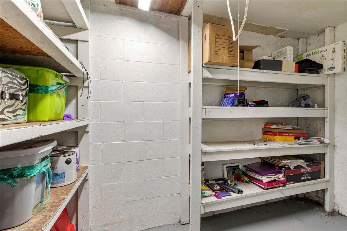 2821 Dayton Springfield Road, Springfield, Ohio 45506