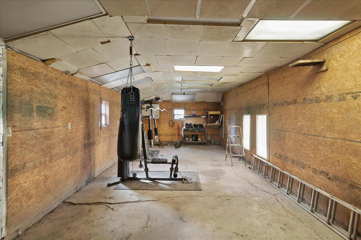 2821 Dayton Springfield Road, Springfield, Ohio 45506