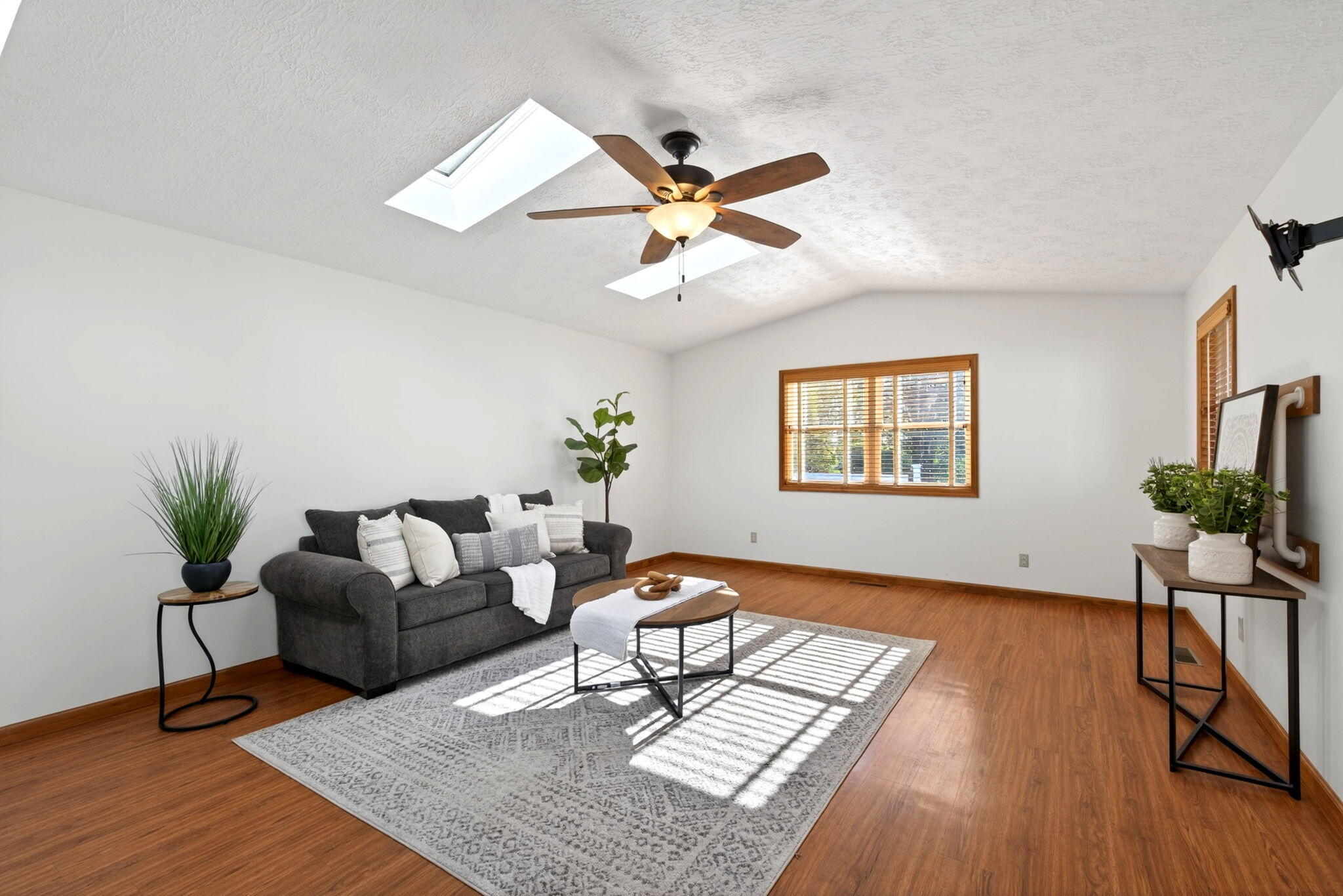 3722 Marbella Avenue, Springfield, Ohio 45502