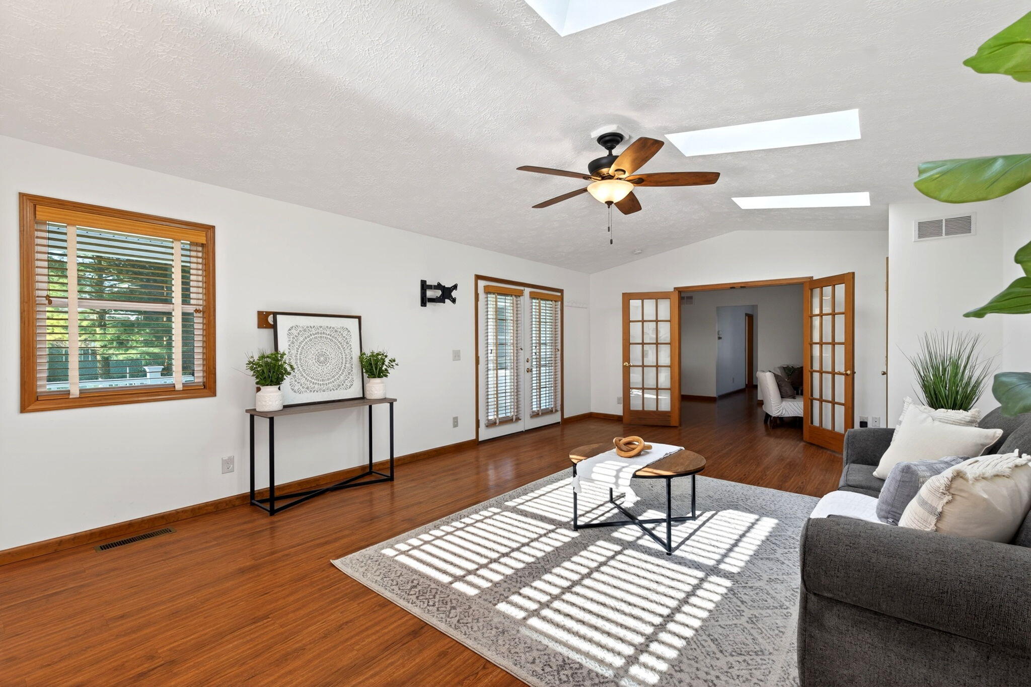 3722 Marbella Avenue, Springfield, Ohio 45502