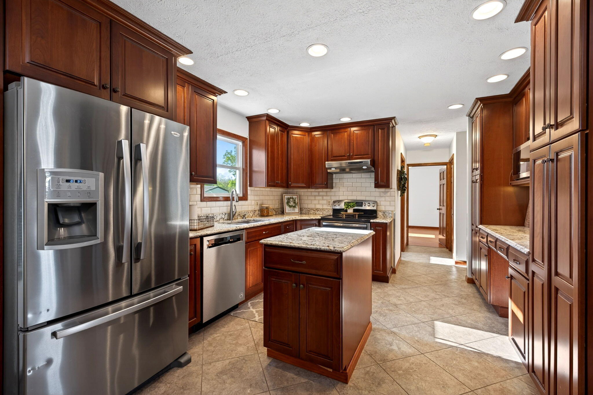 3722 Marbella Avenue, Springfield, Ohio 45502