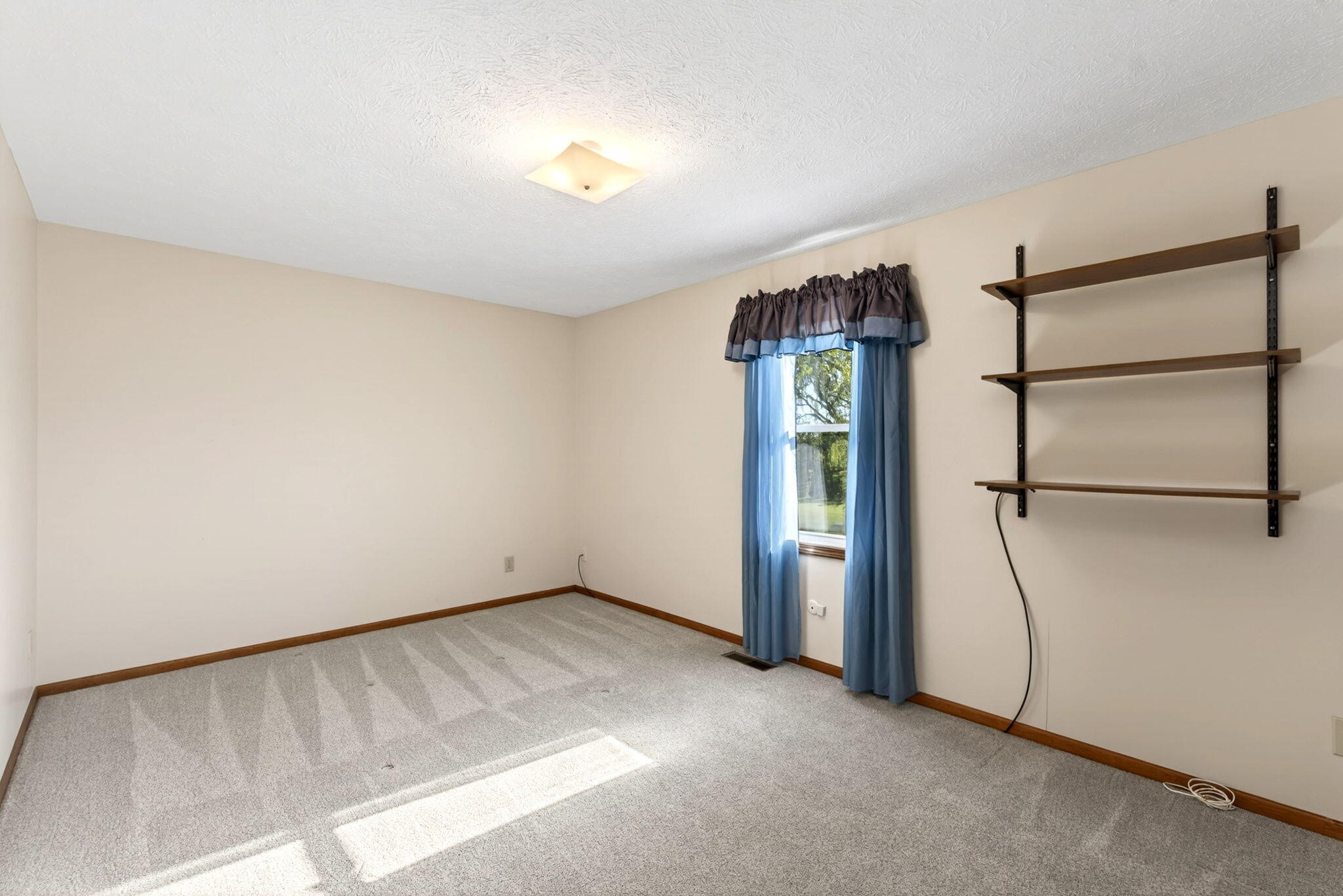 3722 Marbella Avenue, Springfield, Ohio 45502