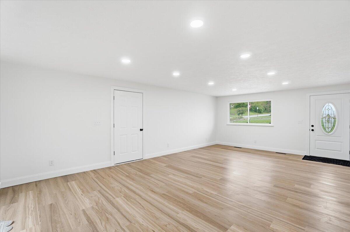 116 Lynn Street, Mechanicsburg, Ohio 43044