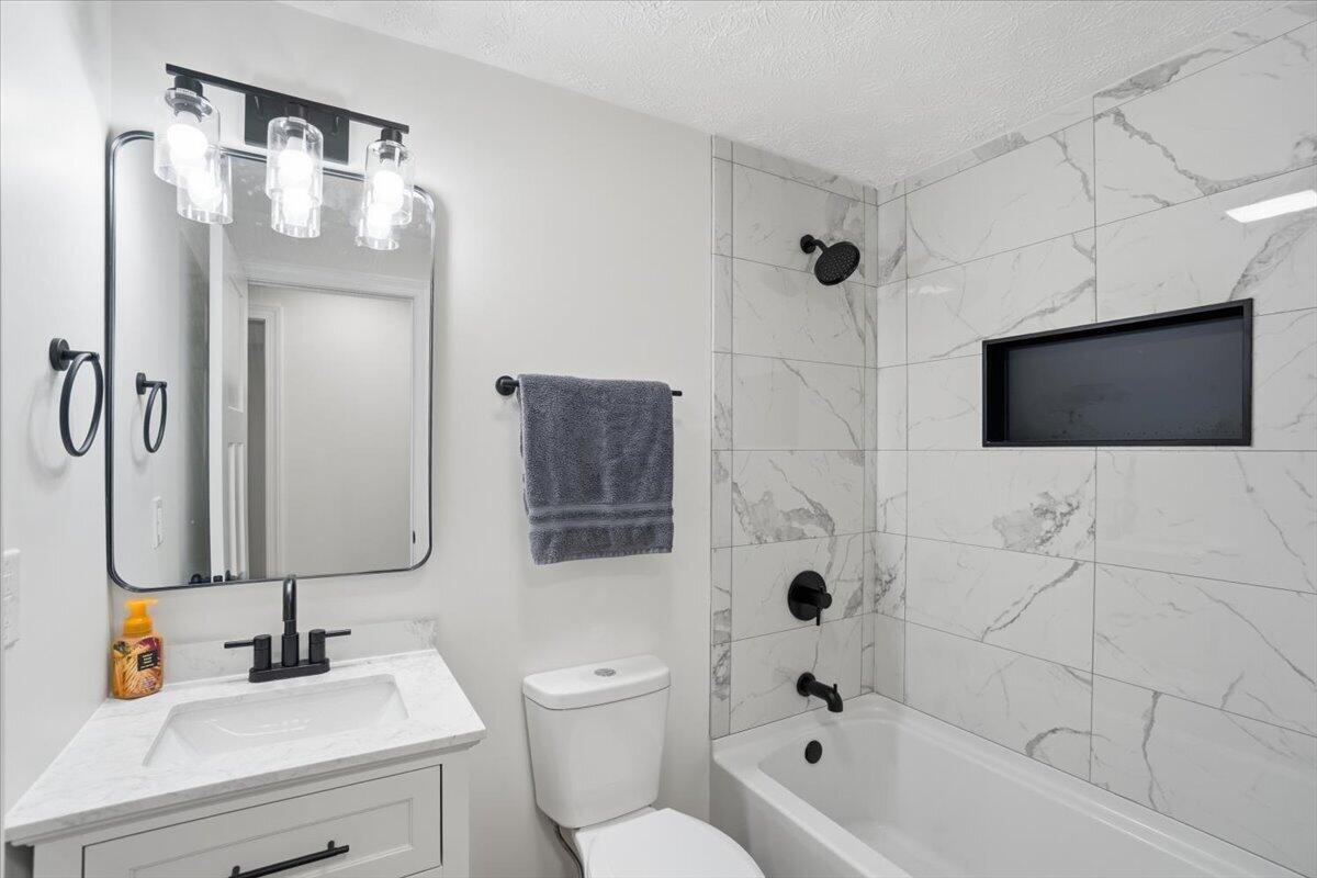 116 Lynn Street, Mechanicsburg, Ohio 43044