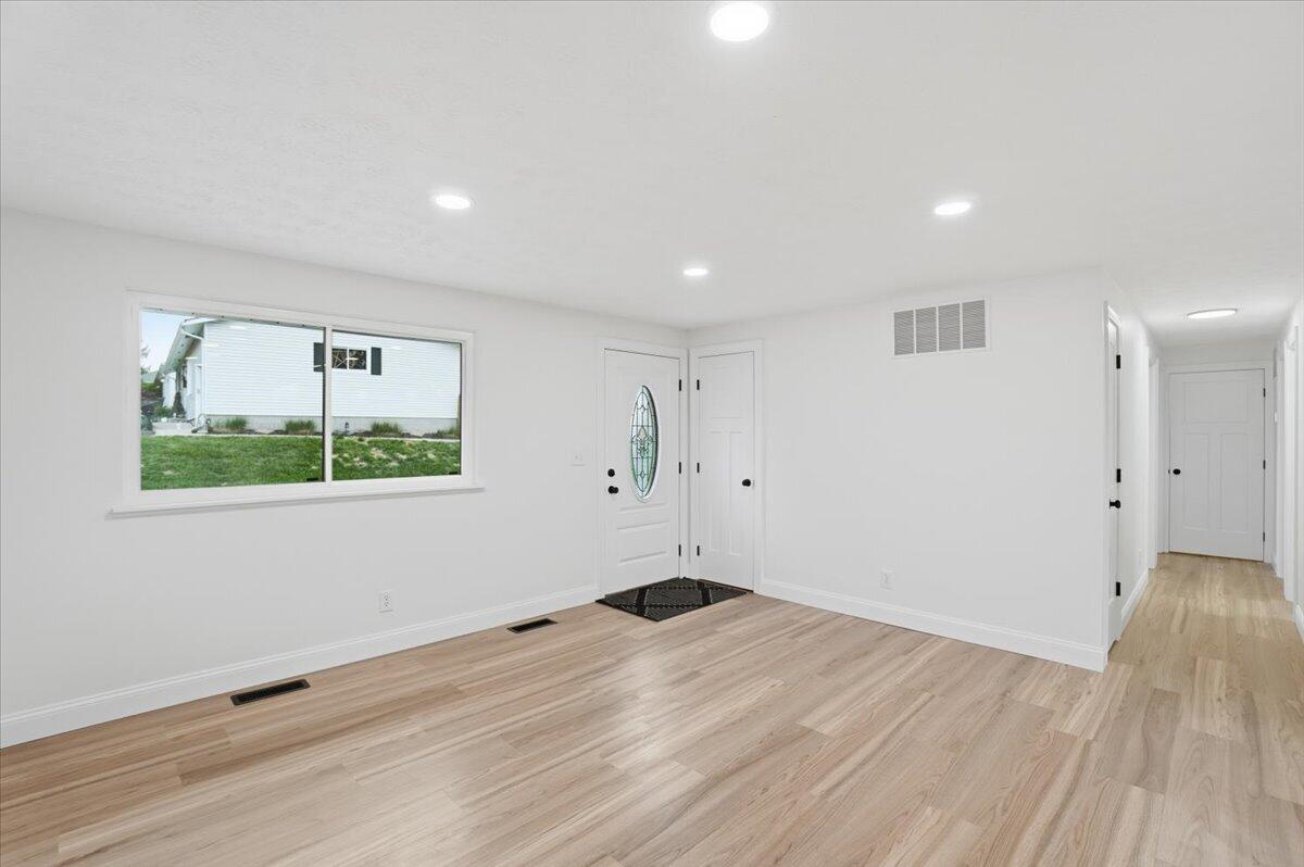 116 Lynn Street, Mechanicsburg, Ohio 43044