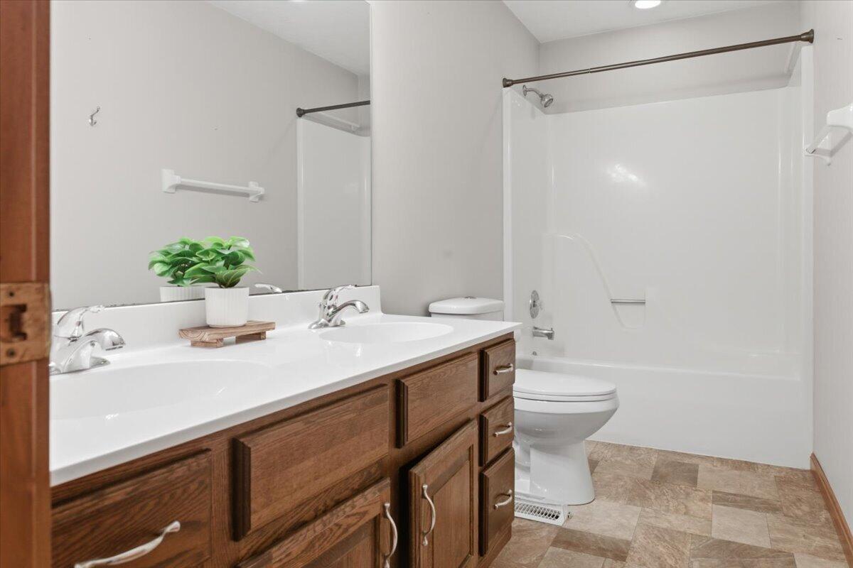 1430 Clear Springs Court, Dayton, Ohio 45458