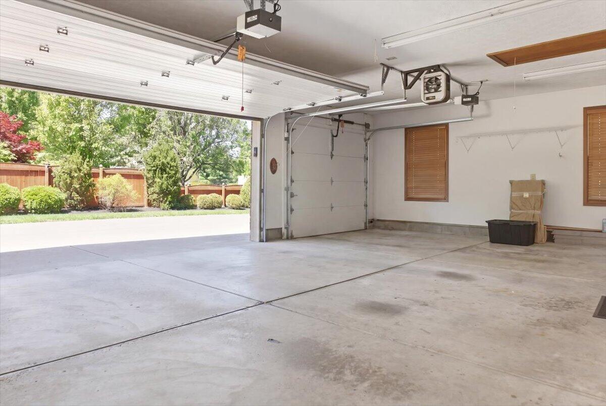 1430 Clear Springs Court, Dayton, Ohio 45458