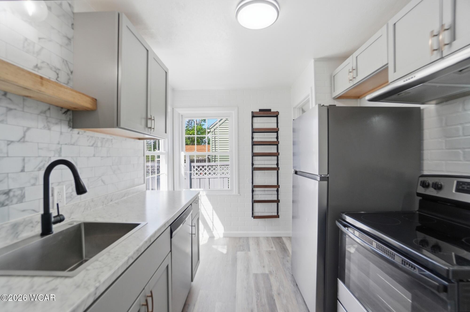 2011 Wayne Street, Lima, Ohio