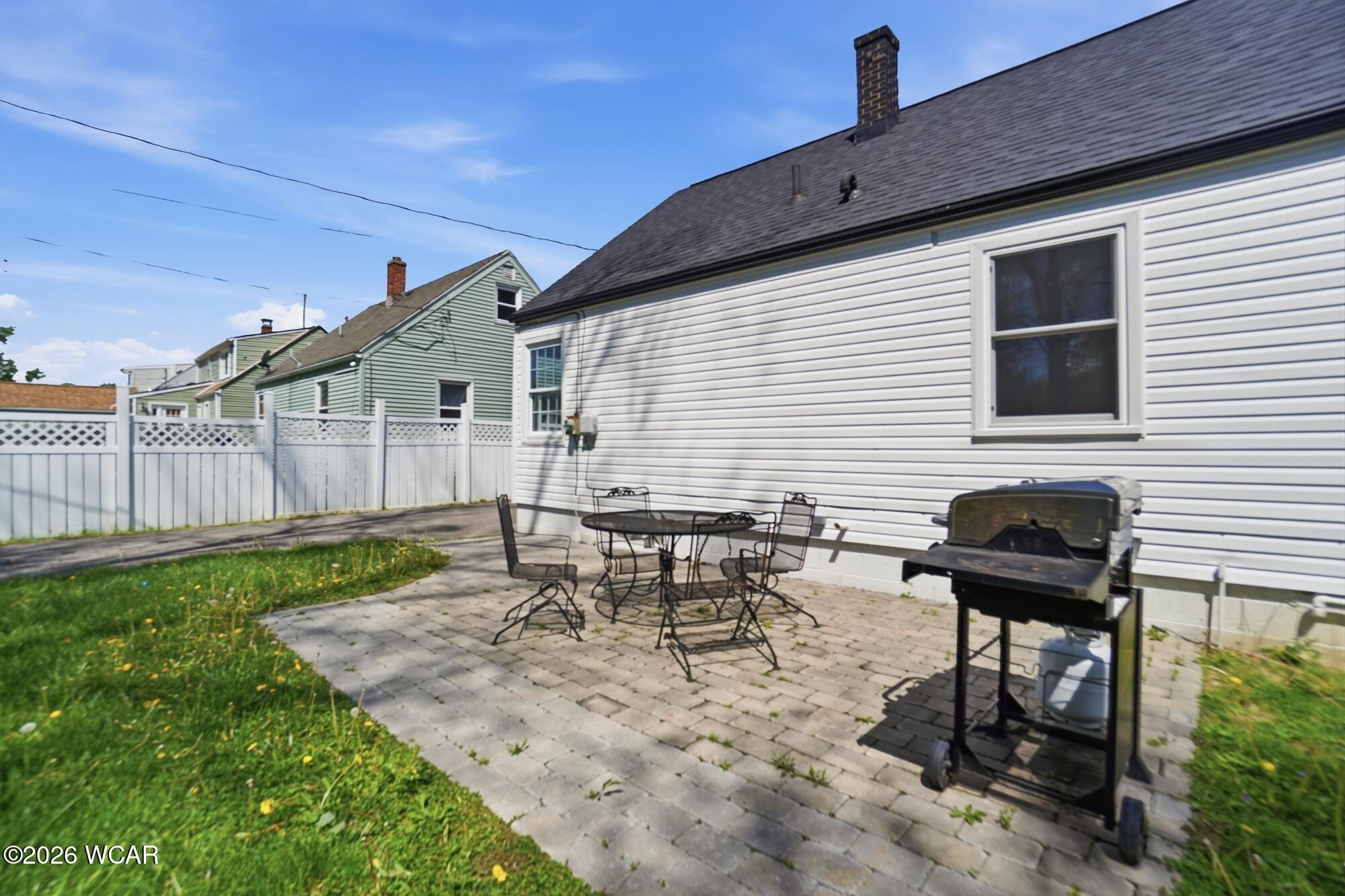 2011 Wayne Street, Lima, Ohio