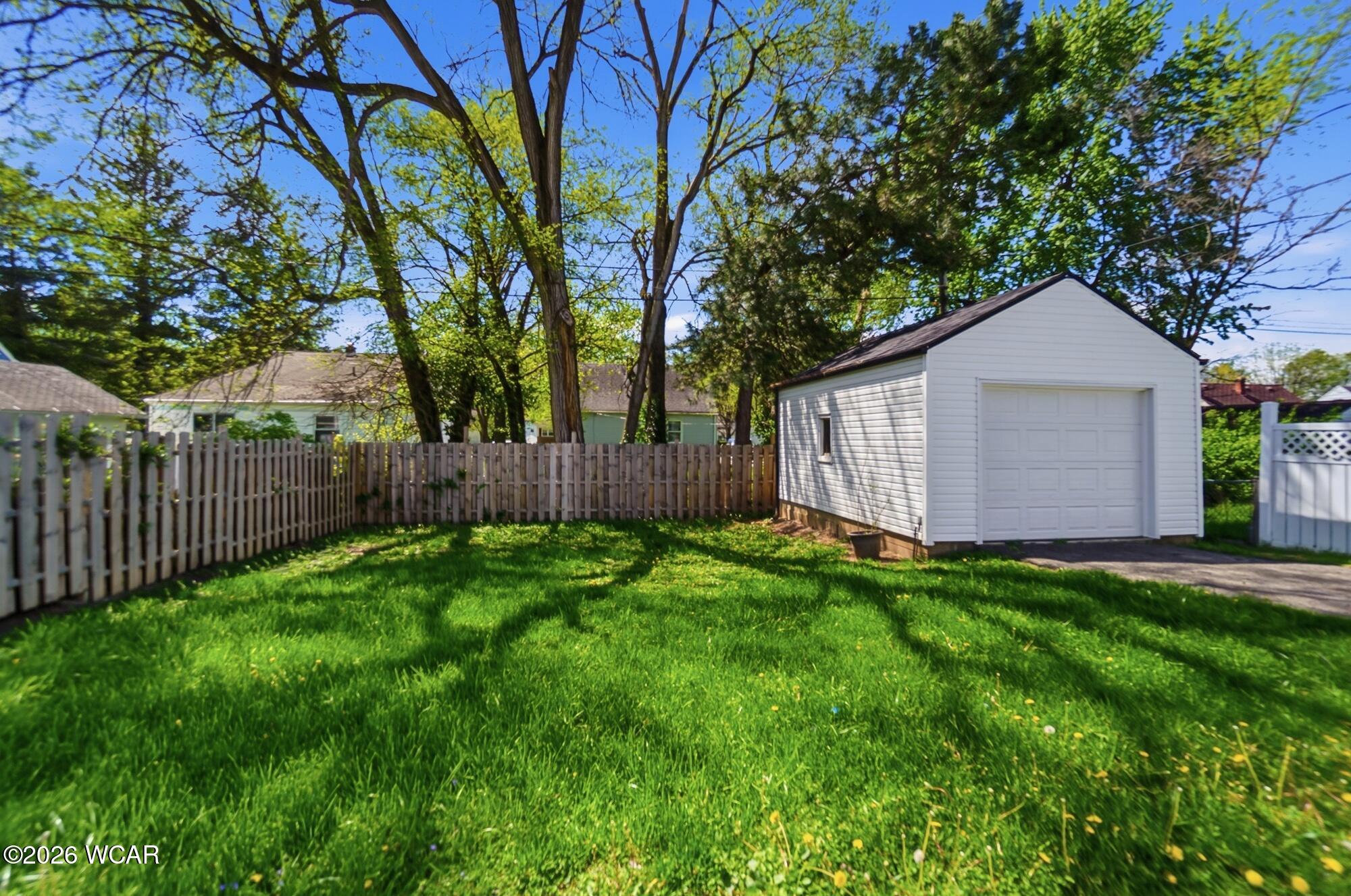 2011 Wayne Street, Lima, Ohio