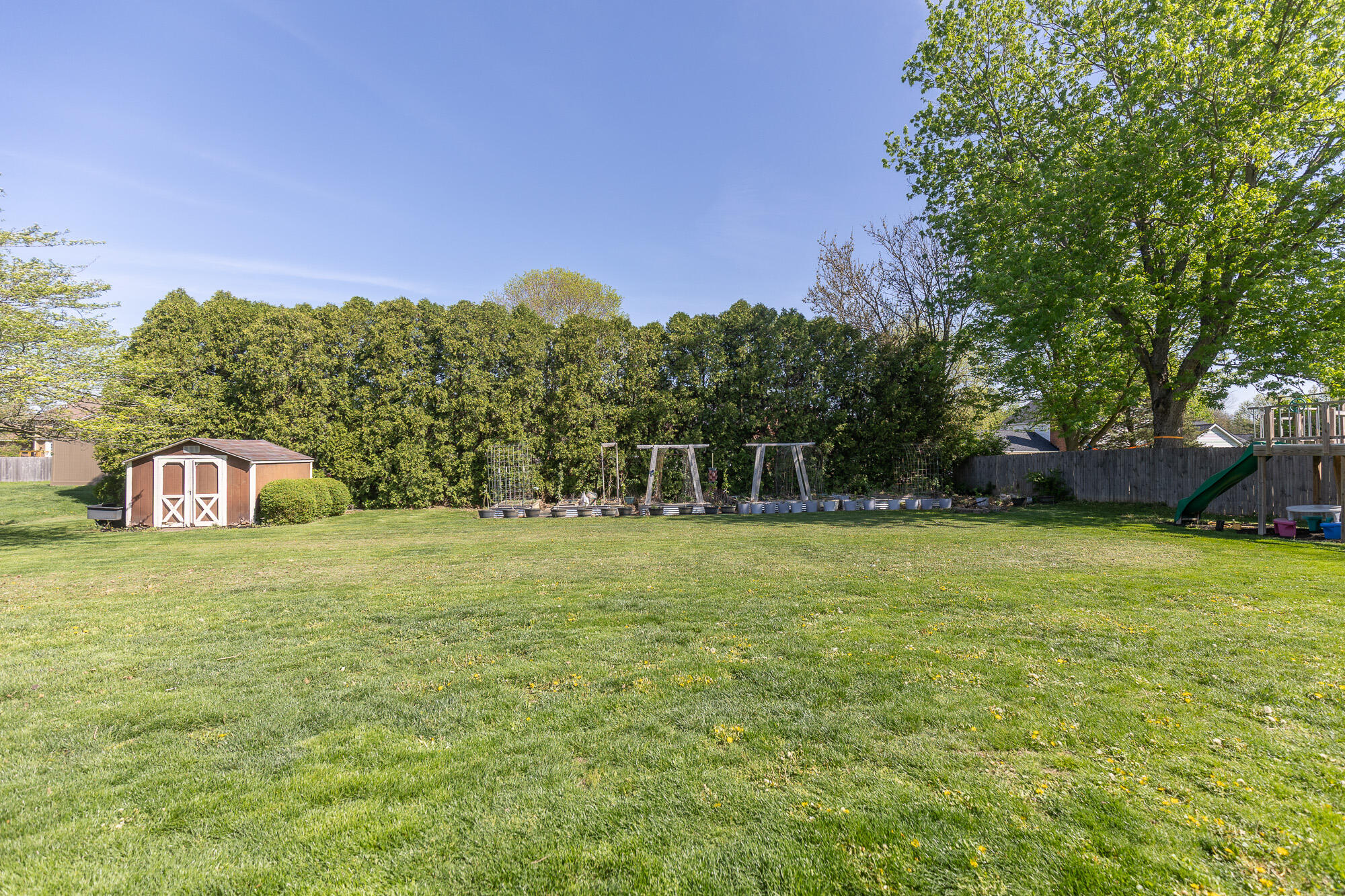 1675 Laurel Creek Drive, Troy, Ohio 45373